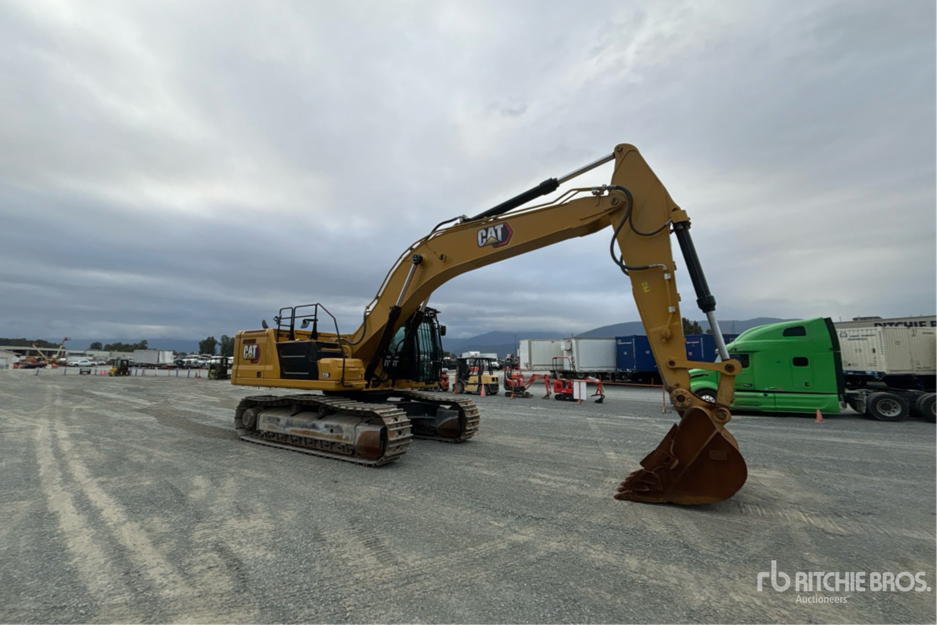 2022 Caterpillar 336
