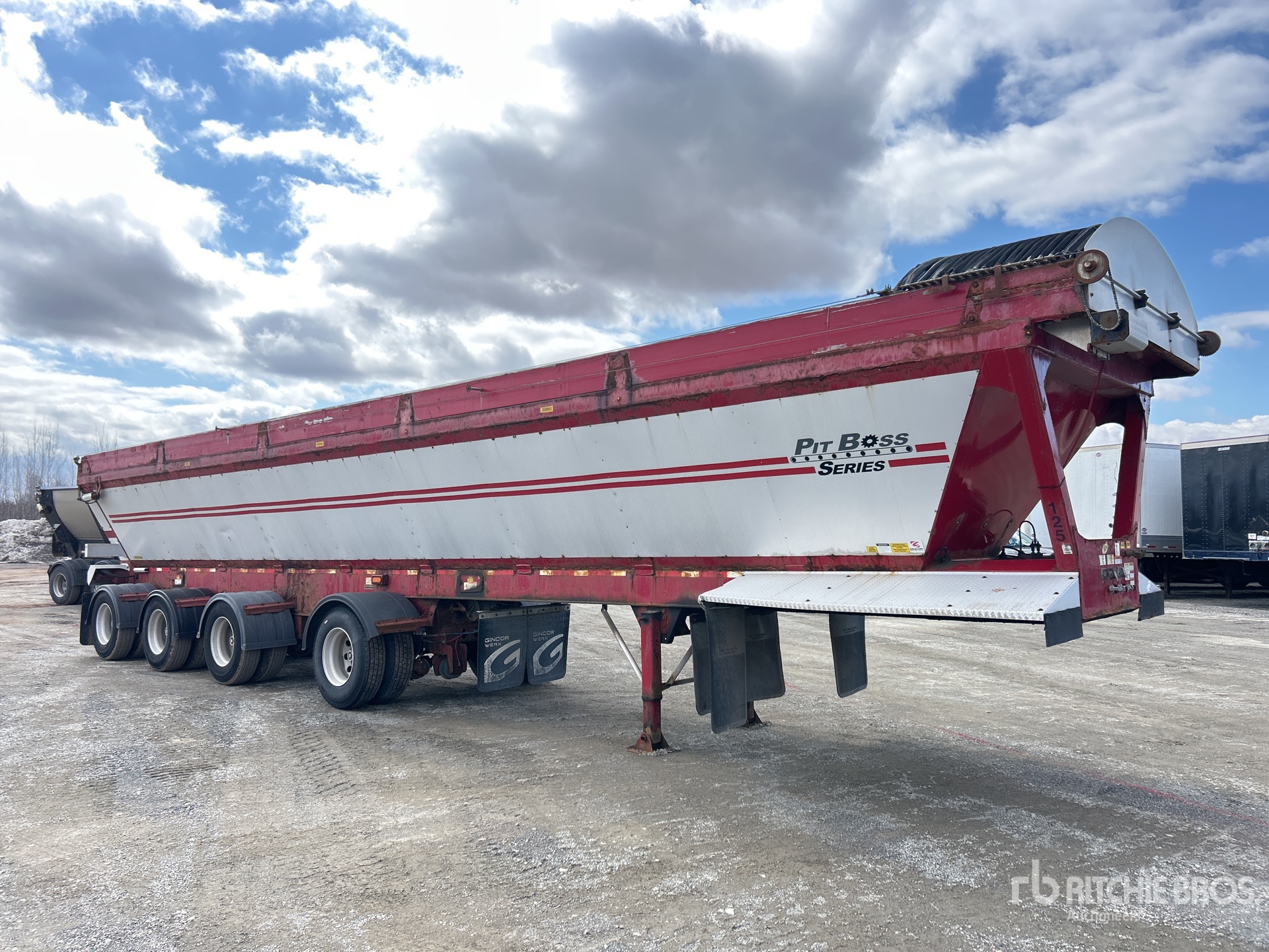 General Appearance with Foto, angolo anteriore destro