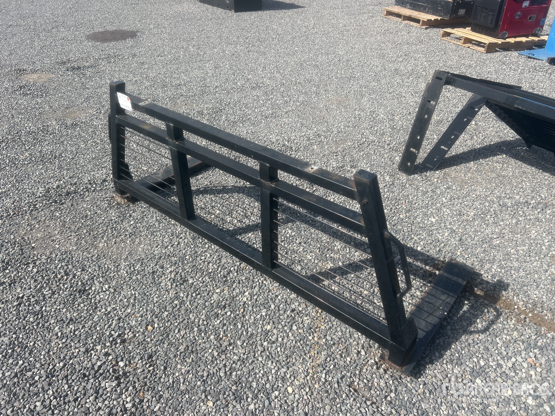 General Appearance with Image, coin avant gauche