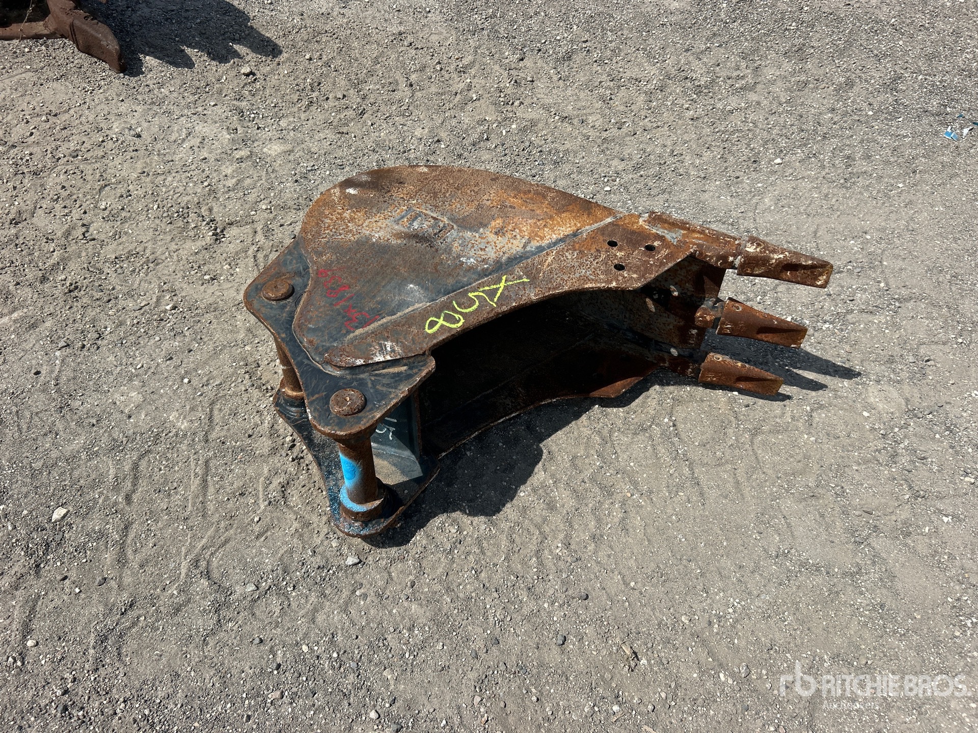 General Appearance with Foto, angolo anteriore sinistro