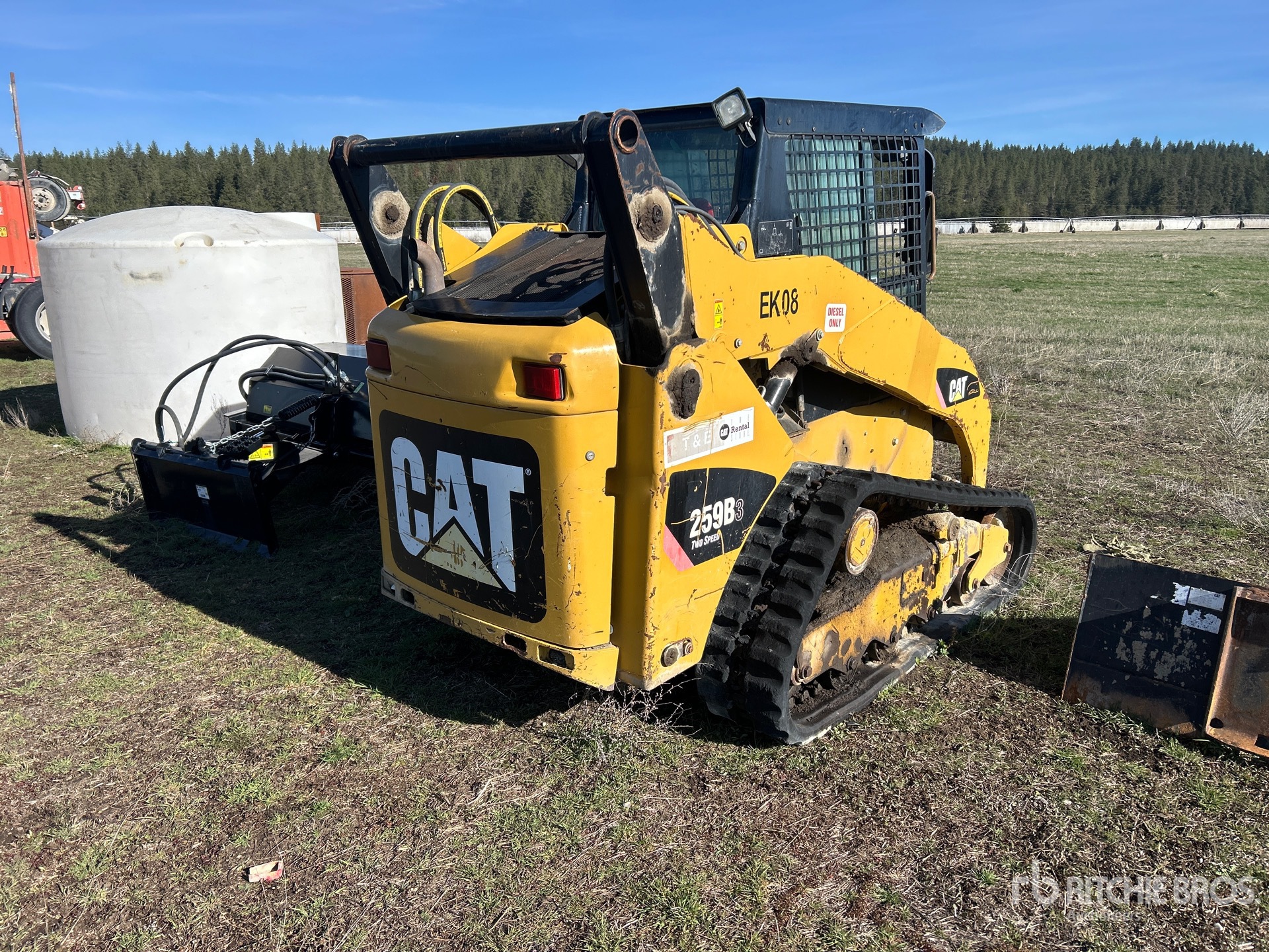 General Appearance with Picture, Right Rear Corner