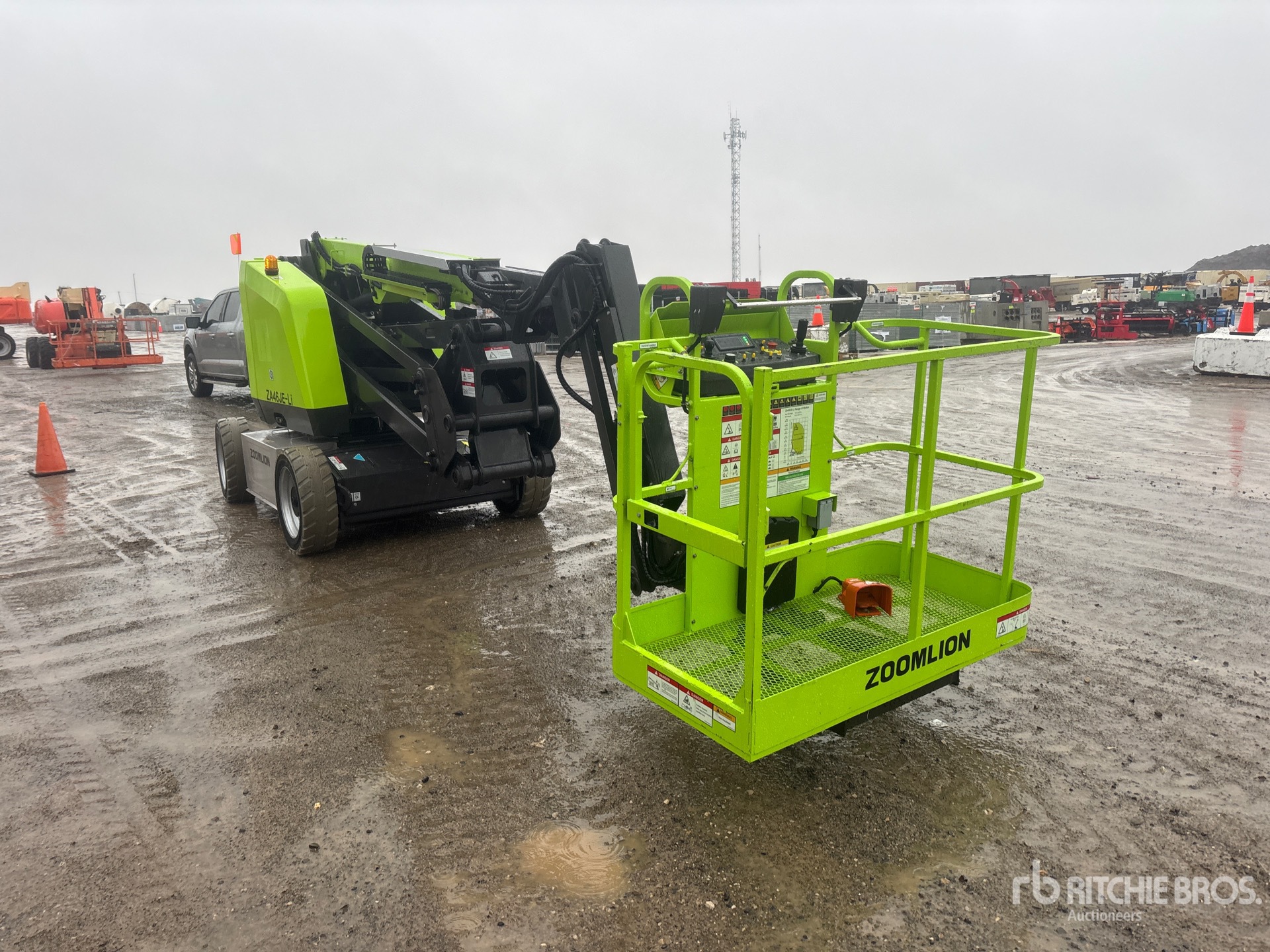 General Appearance with Picture, Right Front Corner