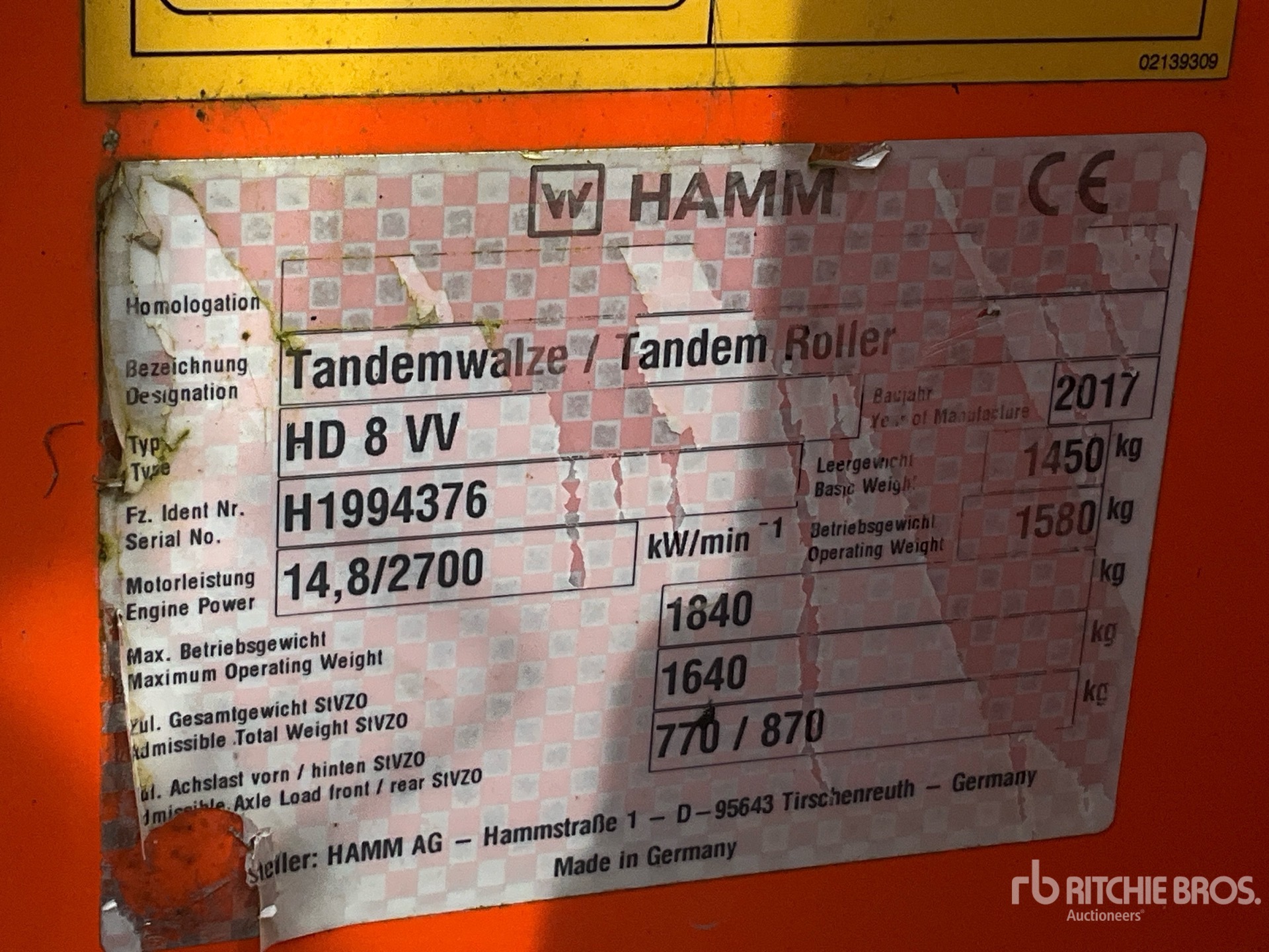 General Appearance with Numero seriale/numero d’identificazione del veicolo (VIN)