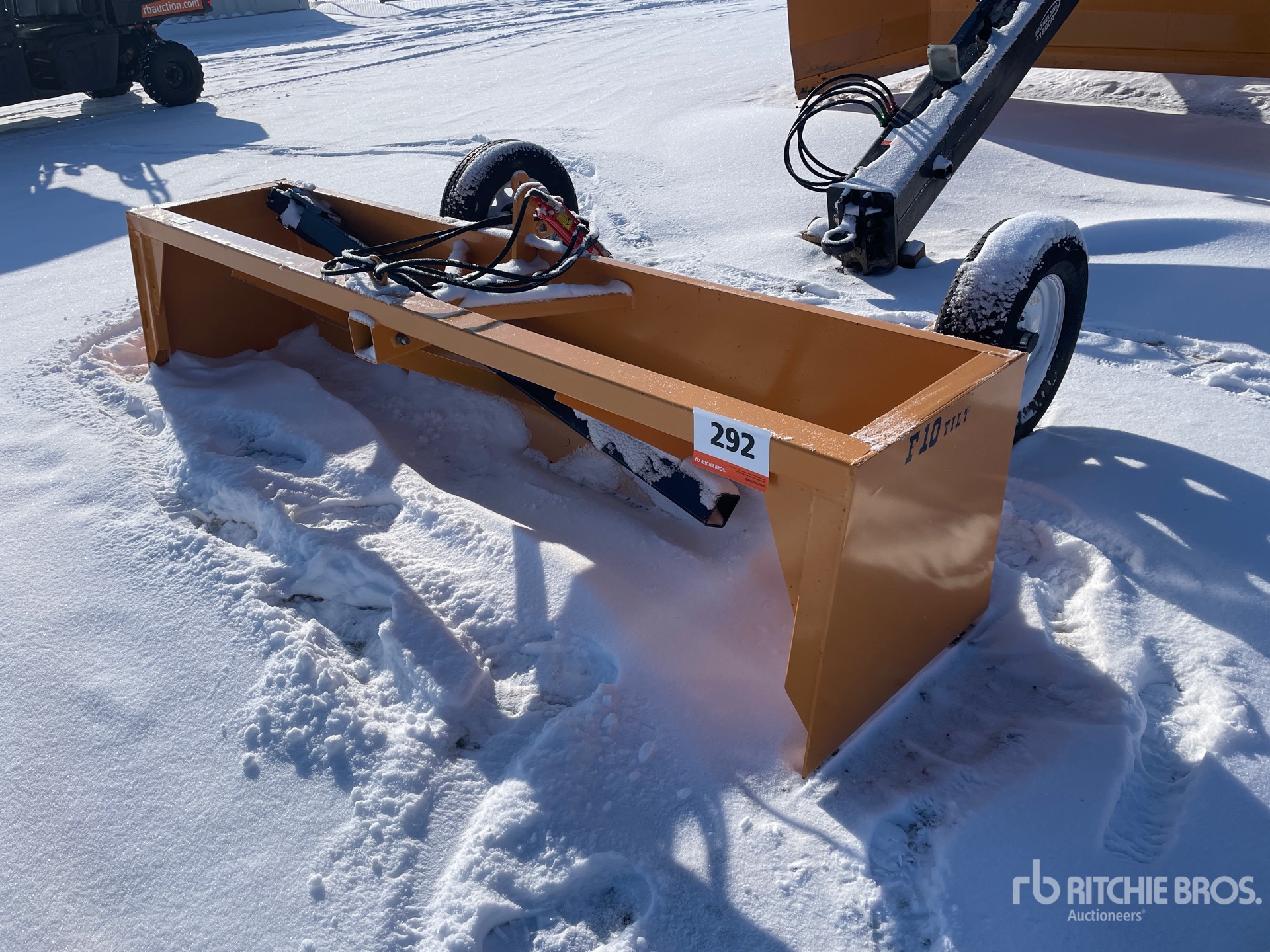 General Appearance with Foto, angolo anteriore sinistro