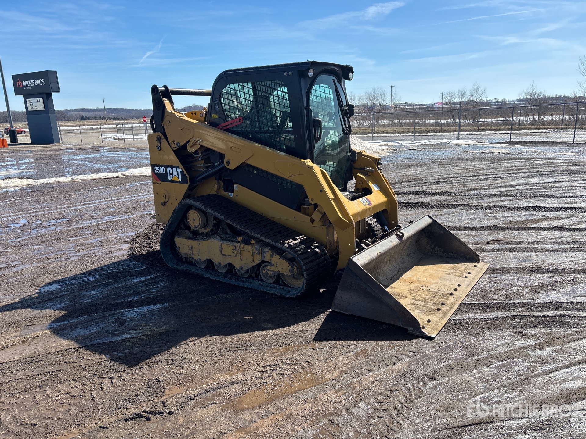 General Appearance with Bild, Ecke vorne rechts