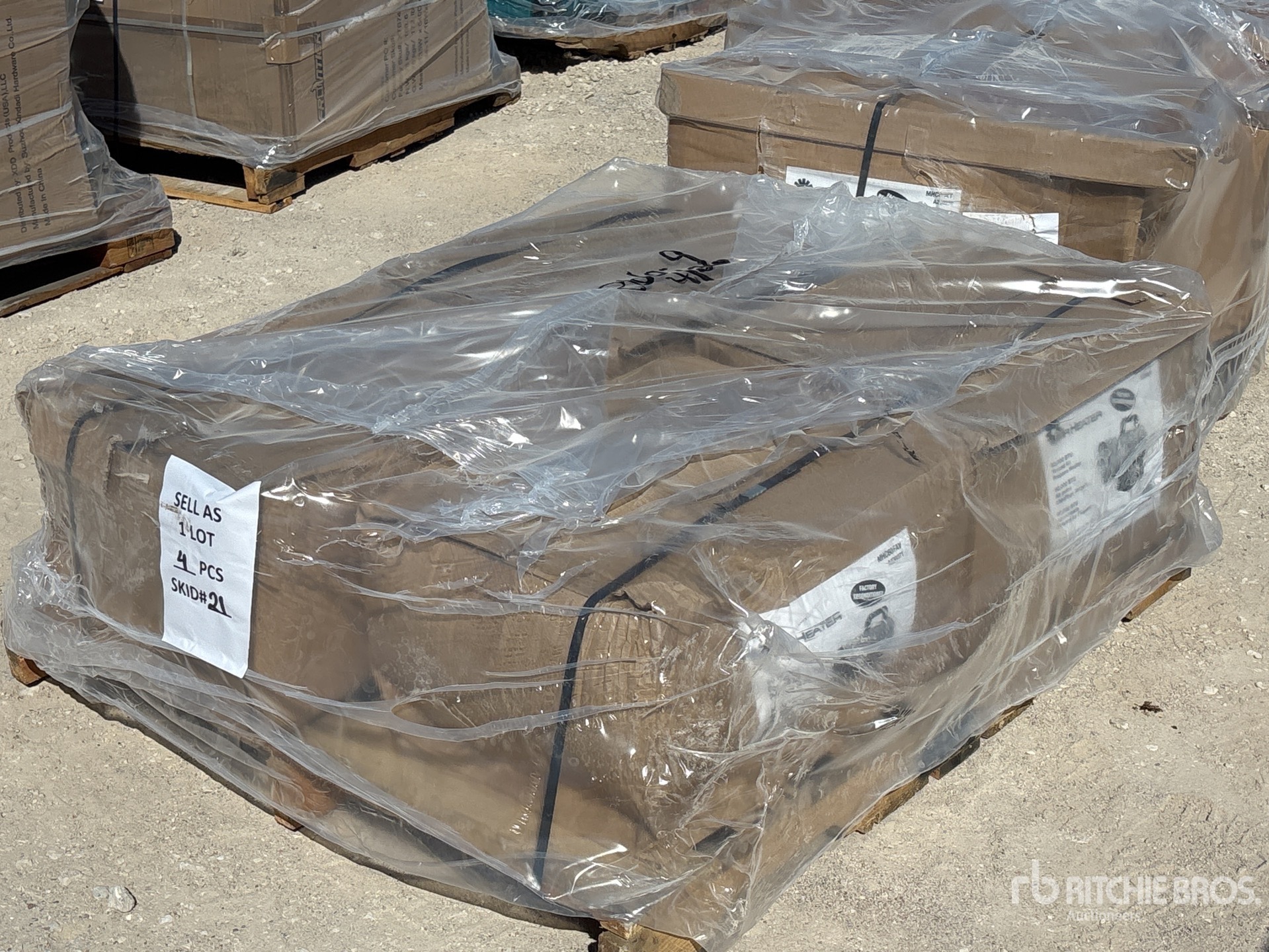 General Appearance with Picture, Left Front Corner