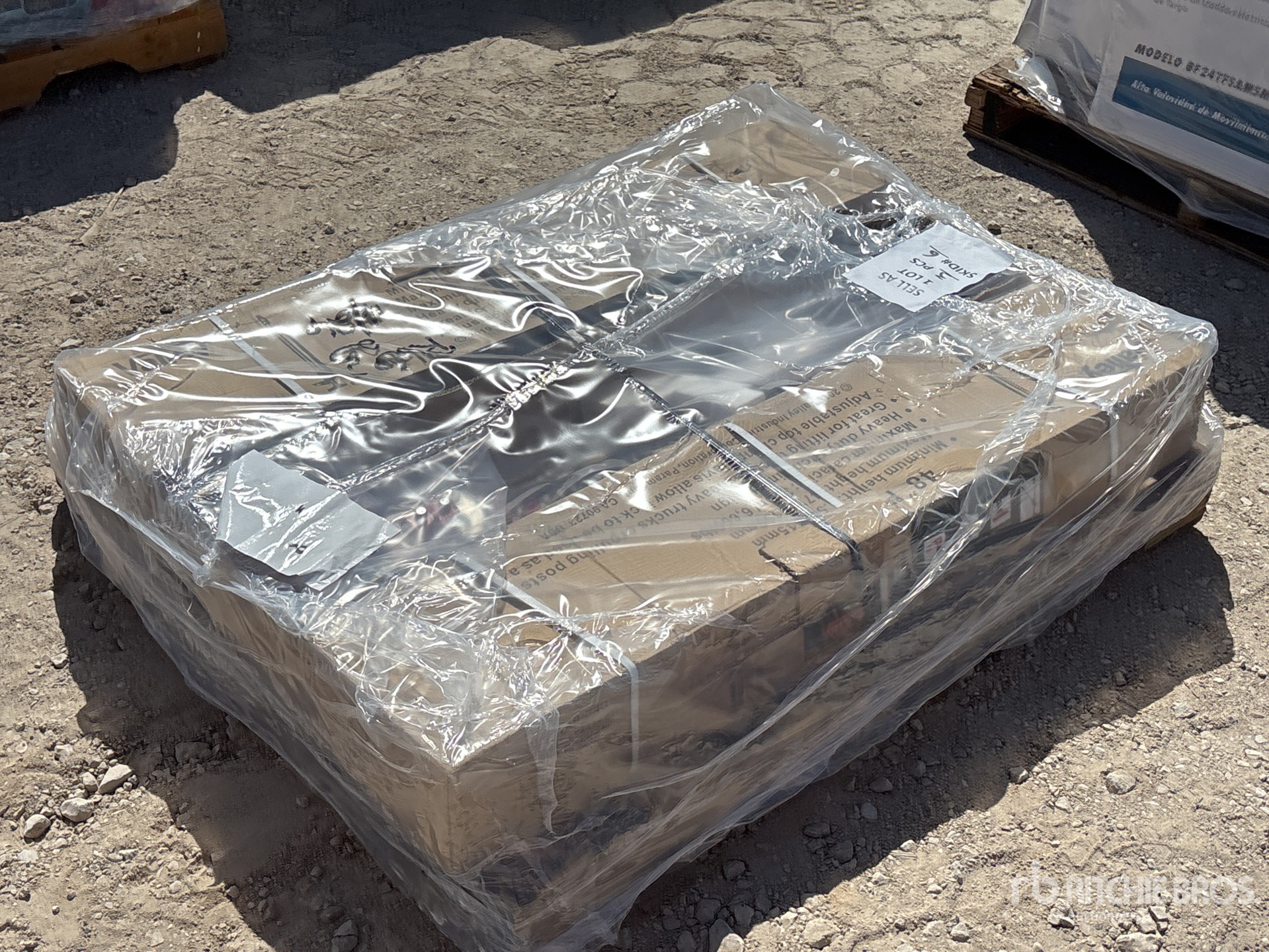 General Appearance with Image, coin arrière droit