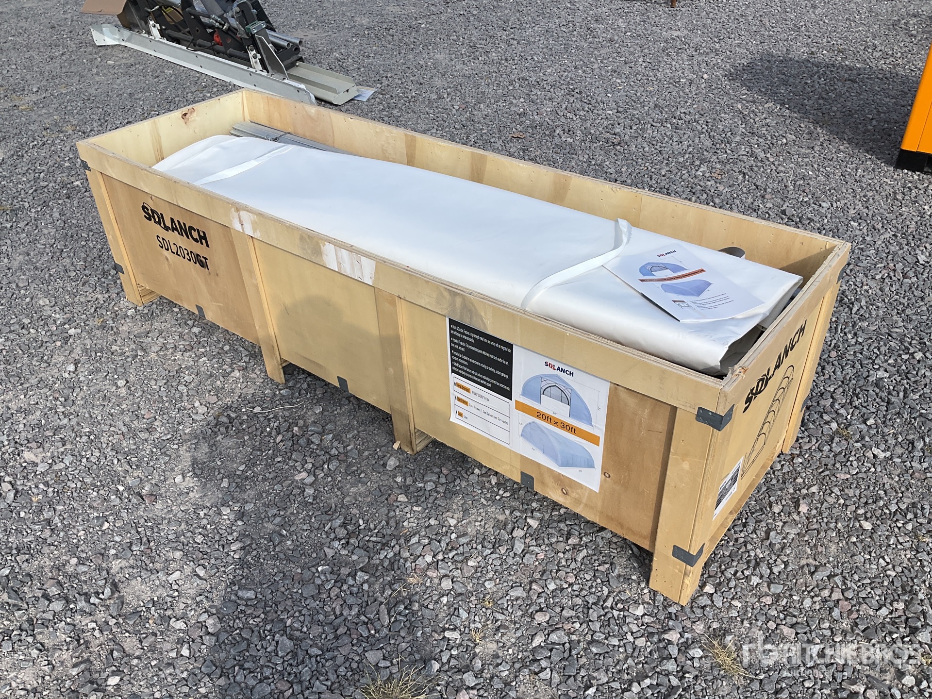 General Appearance with Foto, angolo anteriore destro