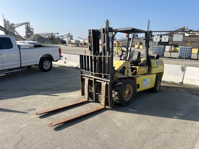 1997 Hyster 10000 lb  Forklift (Inoperable)