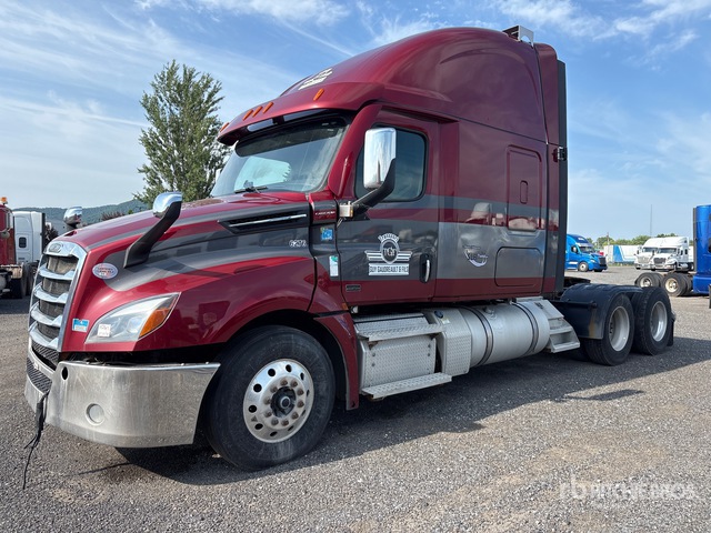 2022 Freightliner Cascadia 126 6x4 T/a Sleeper Truck Tractor