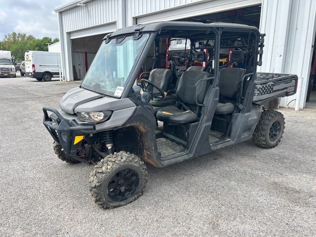 2022 Can-Am Defender 4x4 Utility Vehicle 2022 Can-Am Defender 4x4 Utility Vehicle