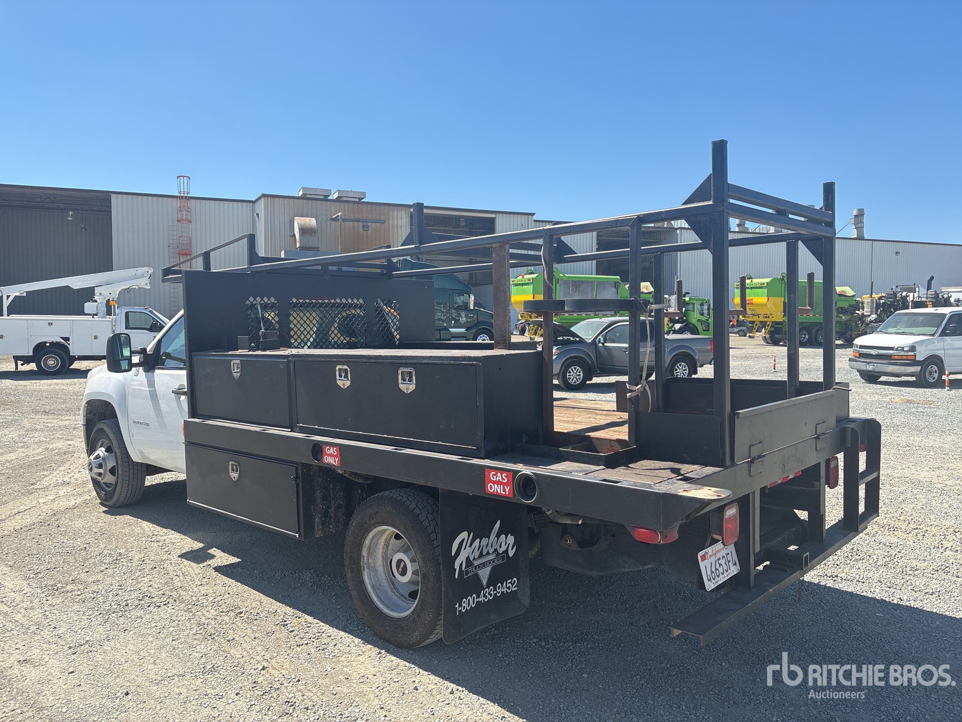 General Appearance with Bild, Ecke hinten links