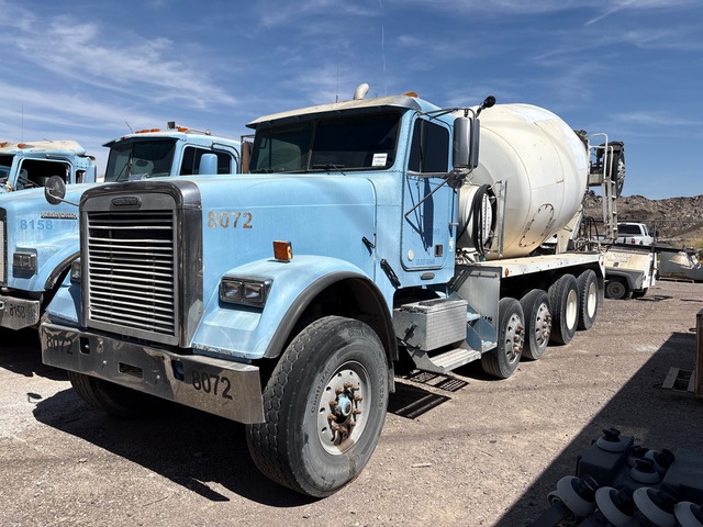 2007 Freightliner FLD 120 12x4 Mixer Truck