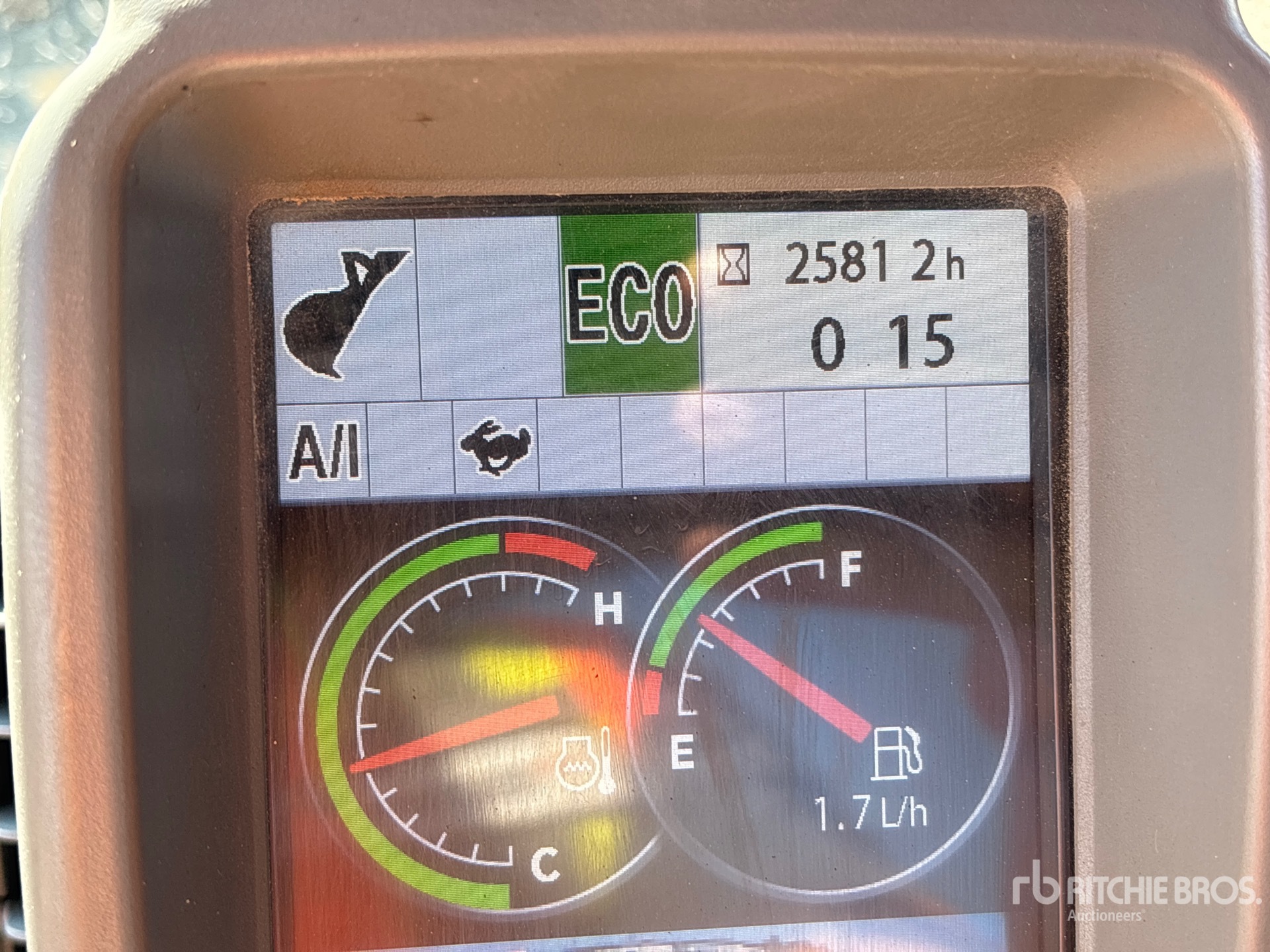 2016 Hitachi ZX75US-5B