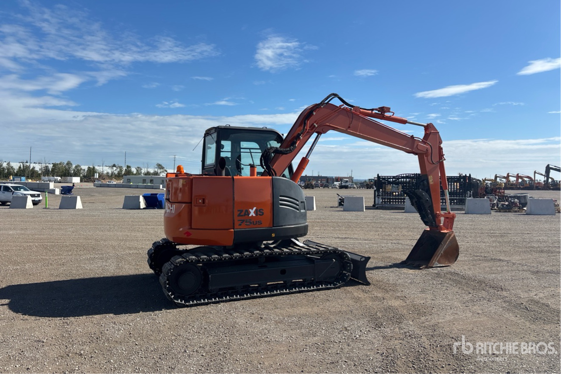 2016 Hitachi ZX75US-5B