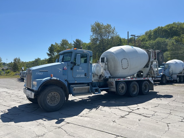 2006 Kenworth W900 10x4 Mixer Truck