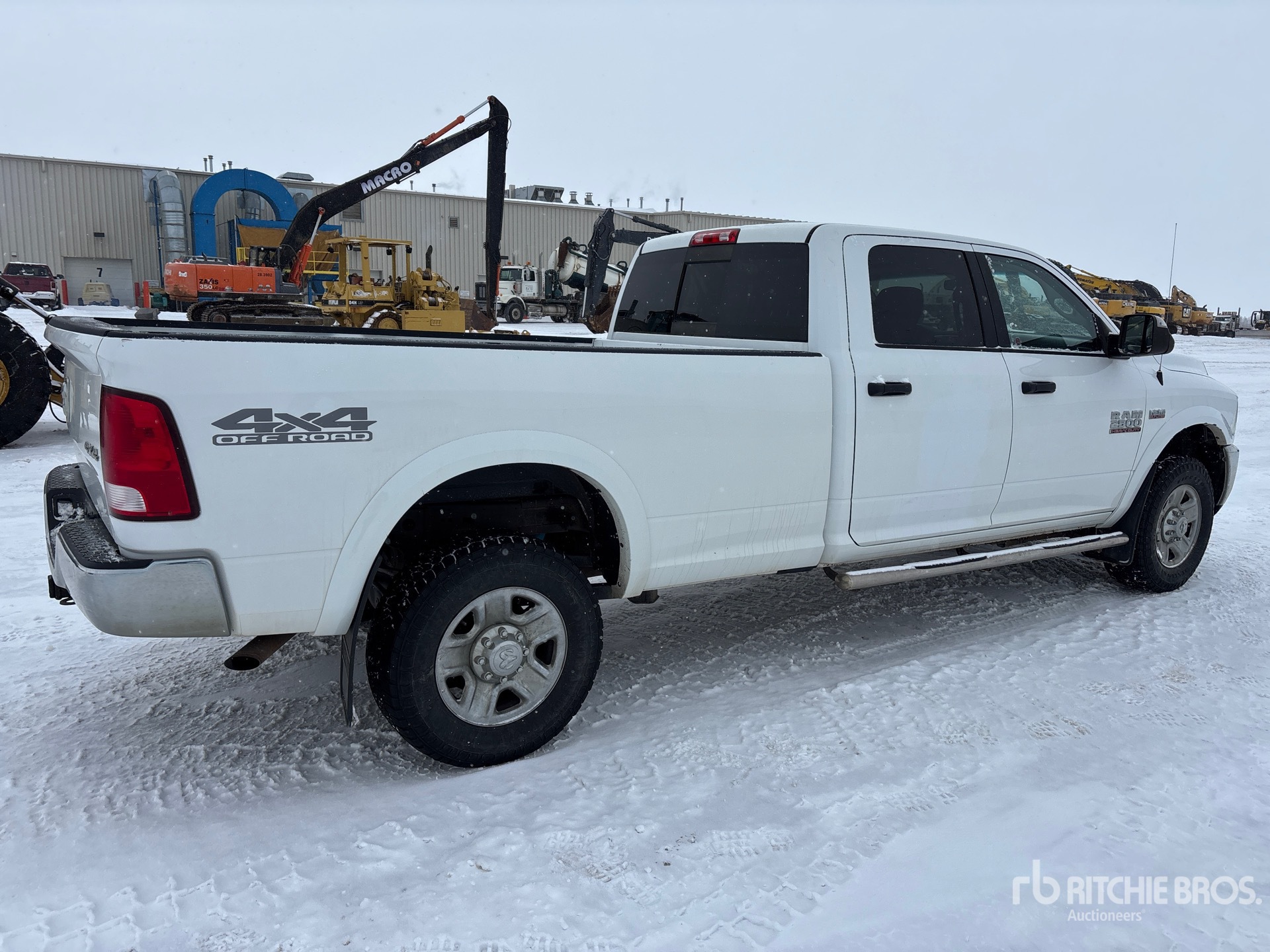 General Appearance with Imagen: esquina trasera derecha