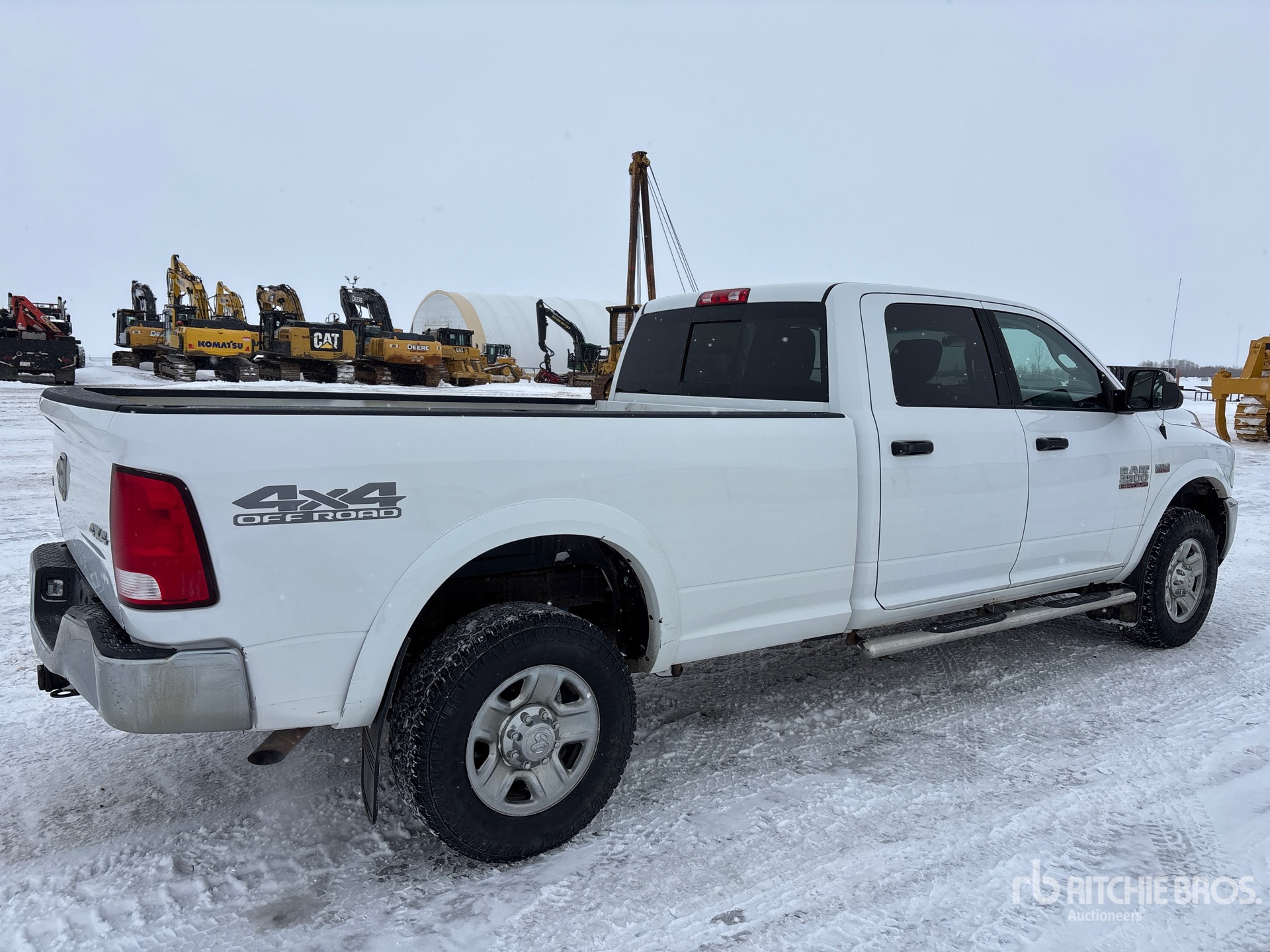 General Appearance with Imagen: esquina trasera derecha