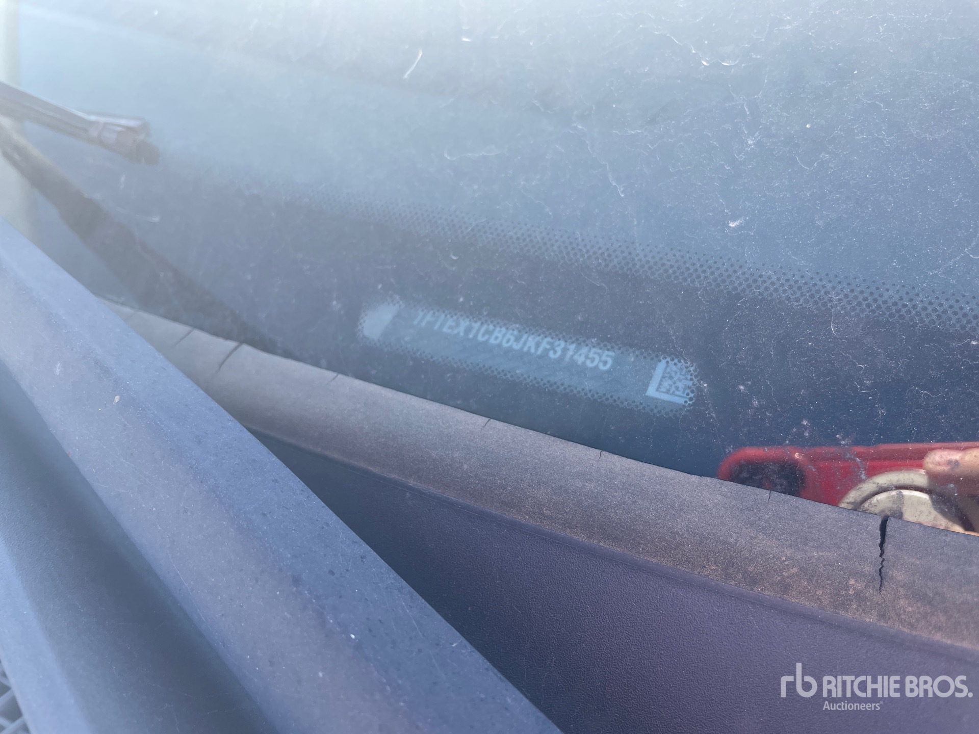 General Appearance with Seriennummer / FIN