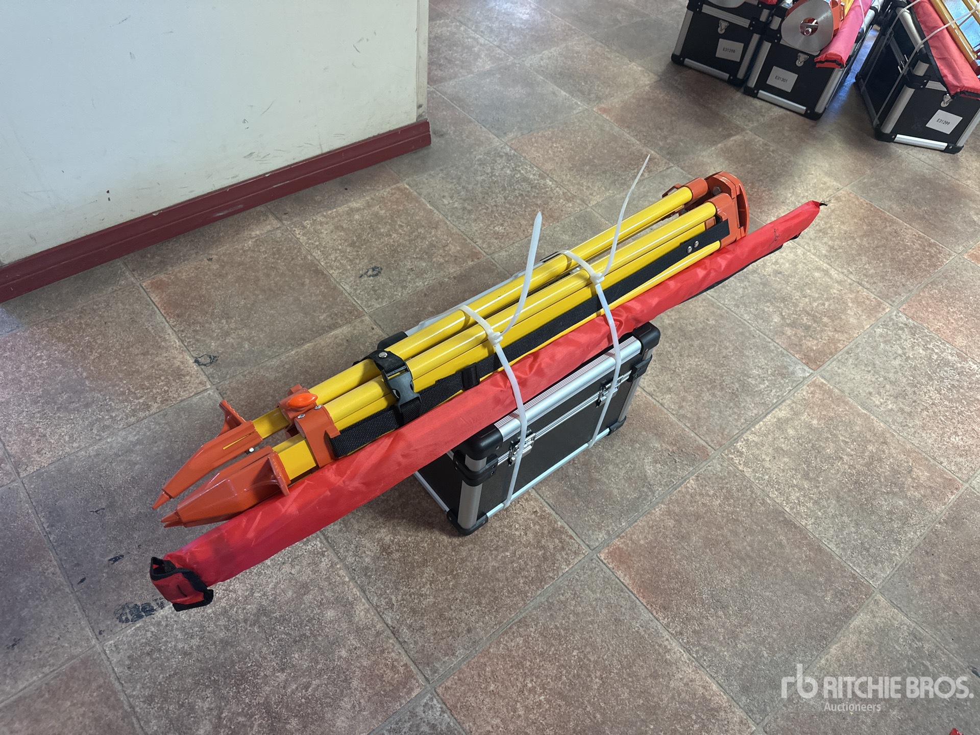 General Appearance with Imagen: esquina delantera izquierda