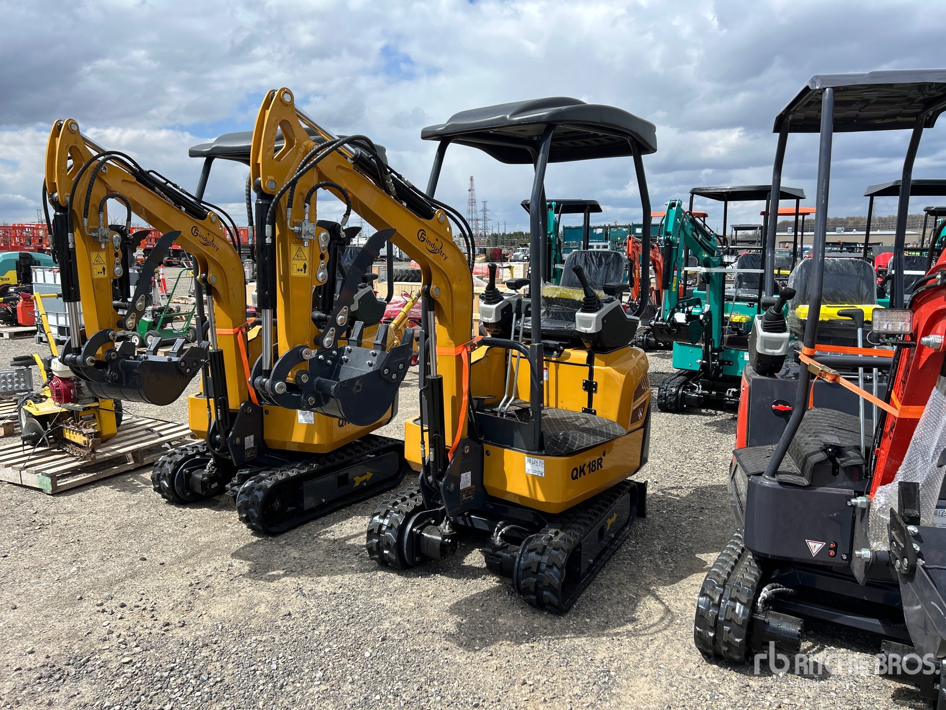 Photo of a 2025 CFG QK18R