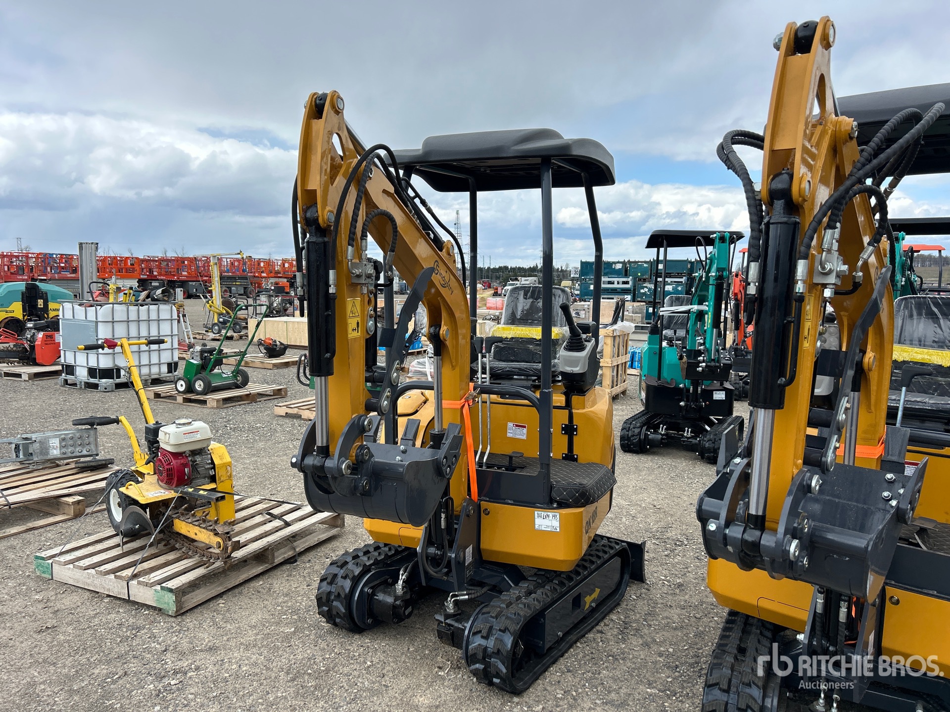 Photo of a 2025 CFG QK18R