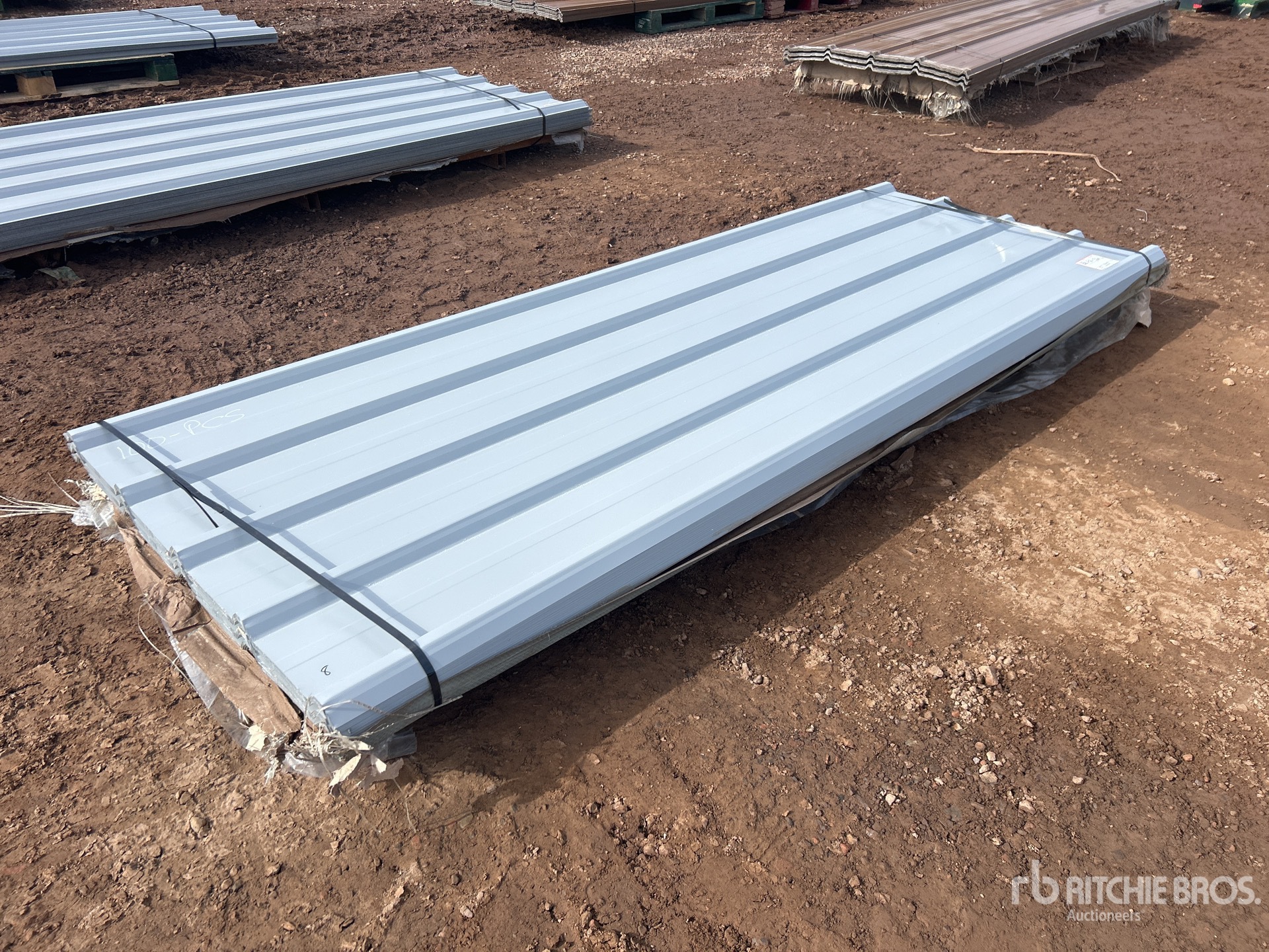 General Appearance with Bild, Ecke hinten links