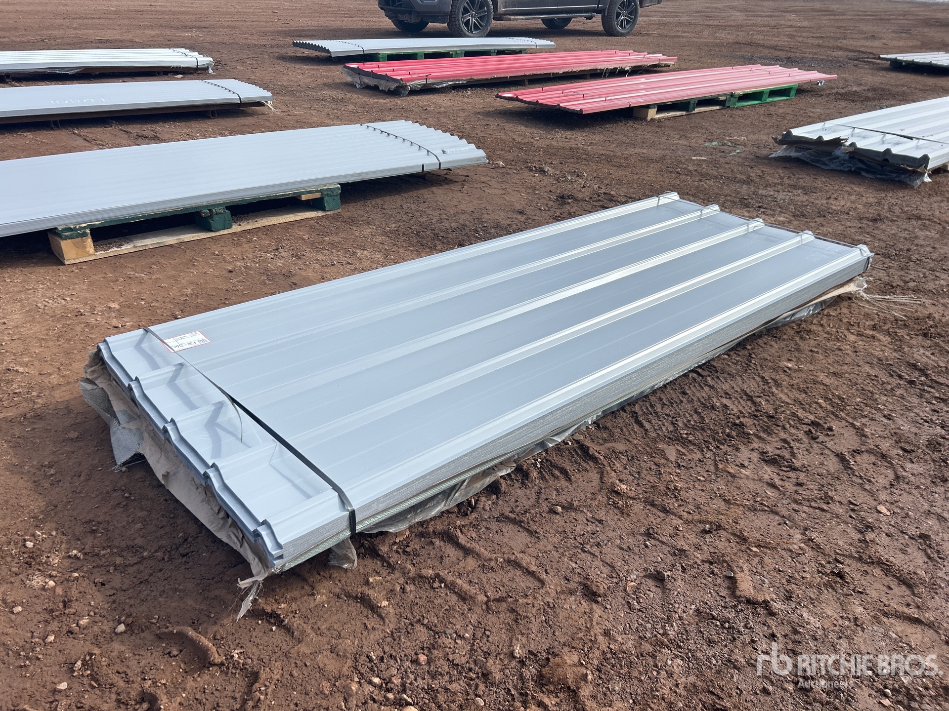 General Appearance with Bild, Ecke vorne rechts