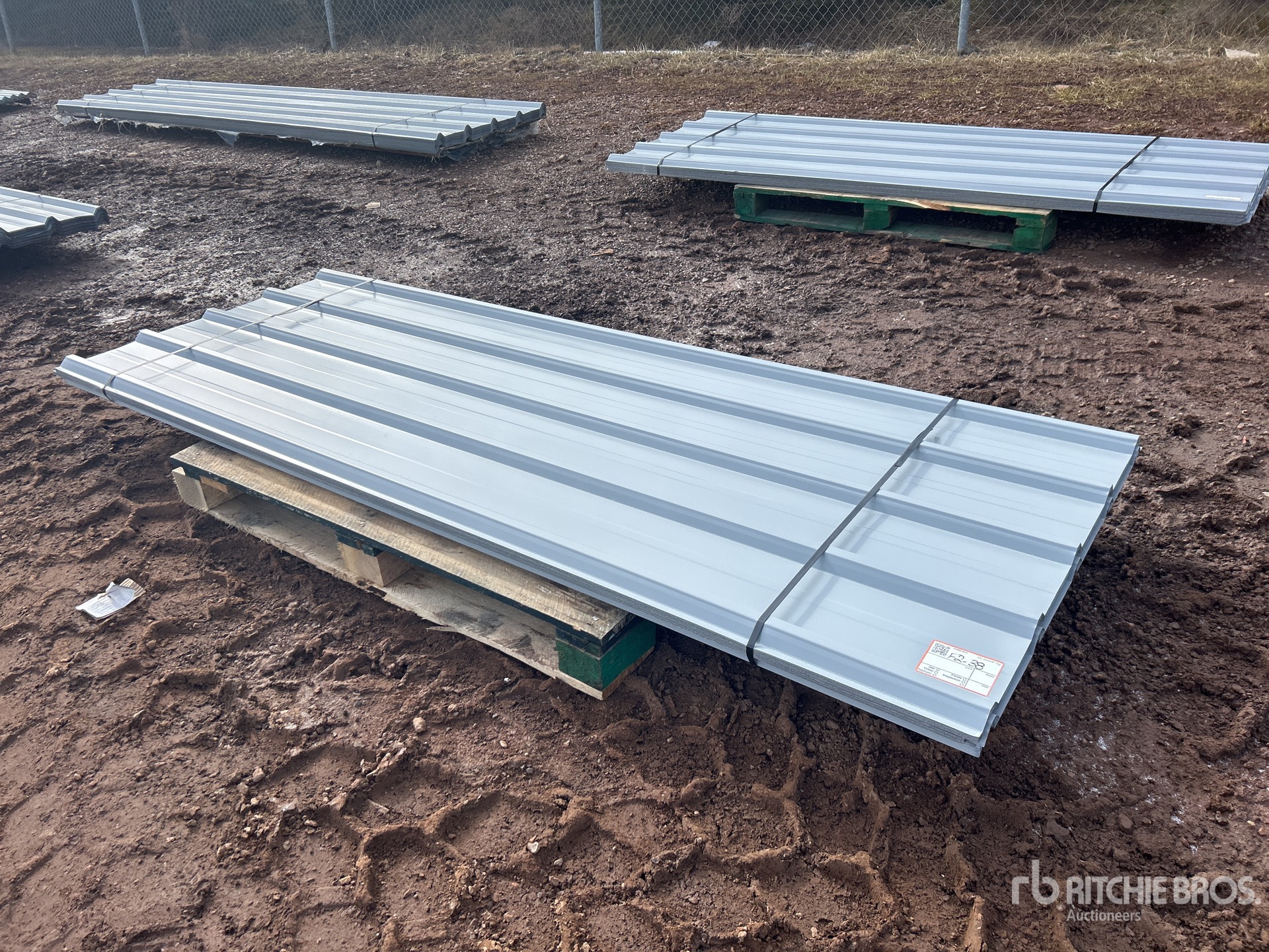 General Appearance with Bild, Ecke vorne links