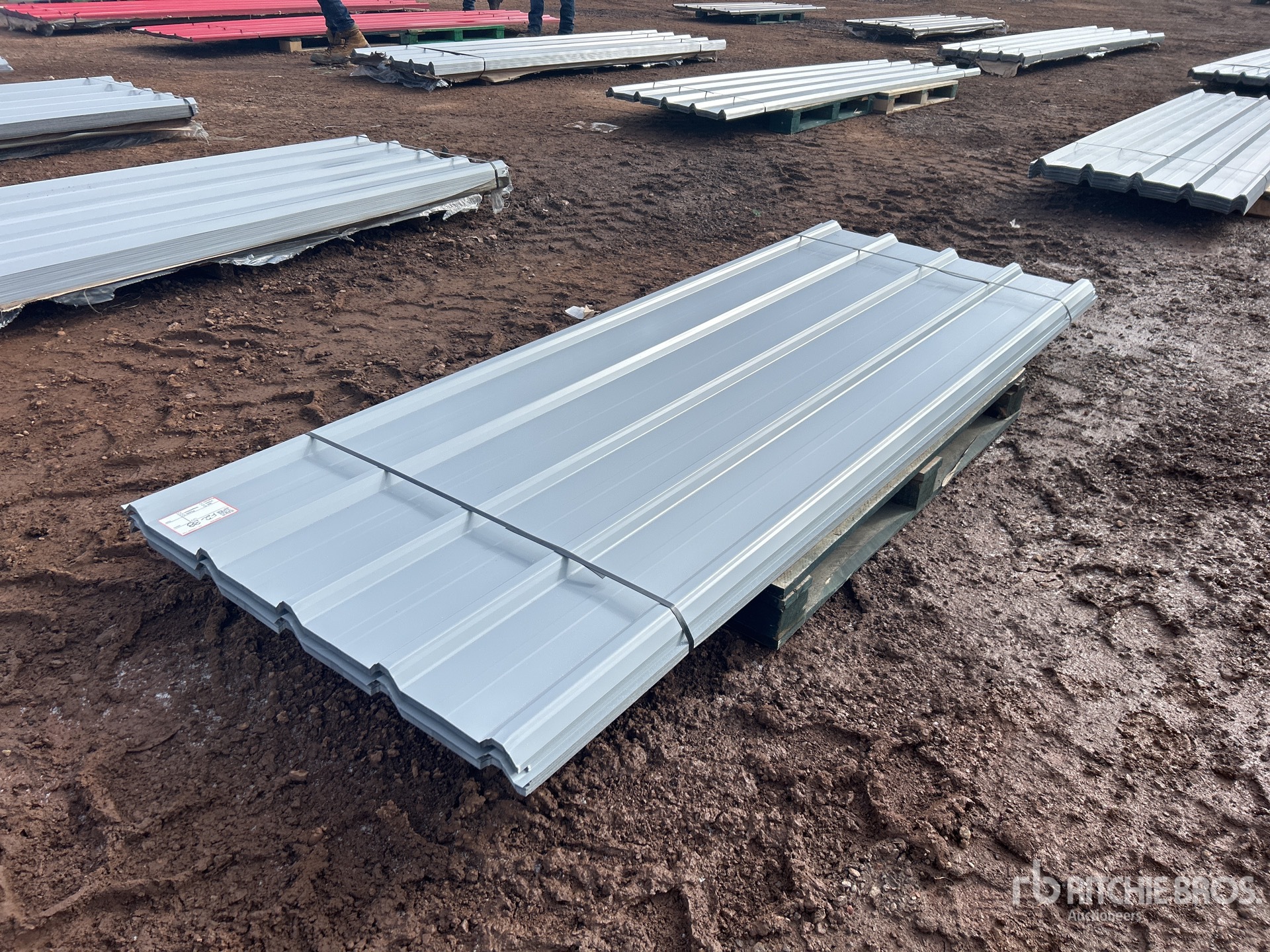 General Appearance with Bild, Ecke vorne rechts