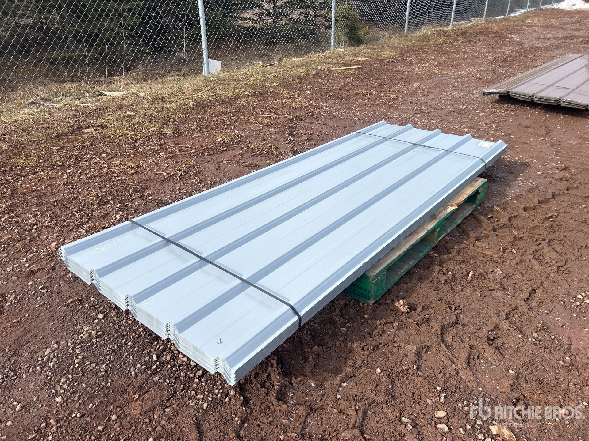 General Appearance with Bild, Ecke hinten links