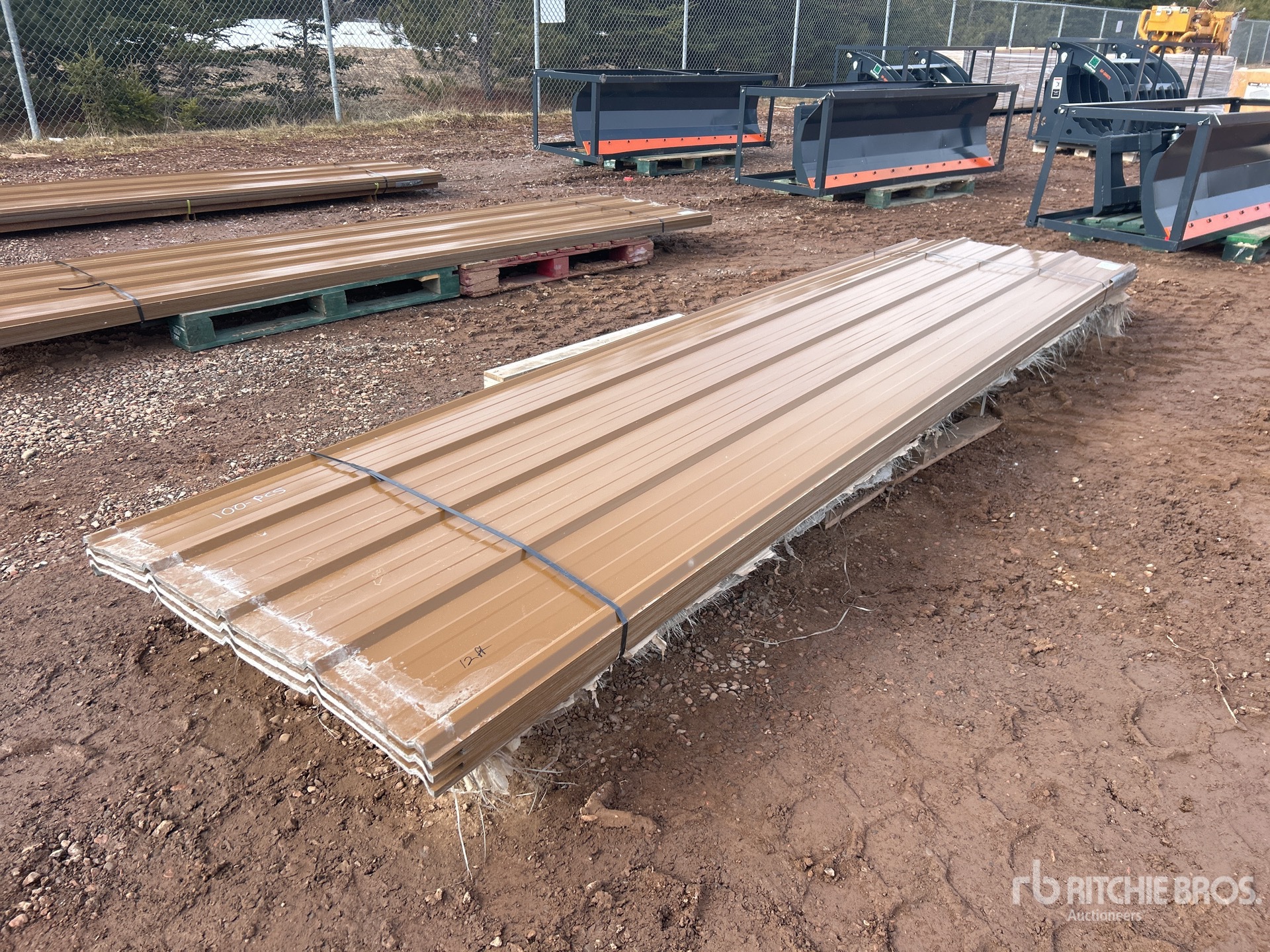 General Appearance with Bild, Ecke vorne rechts