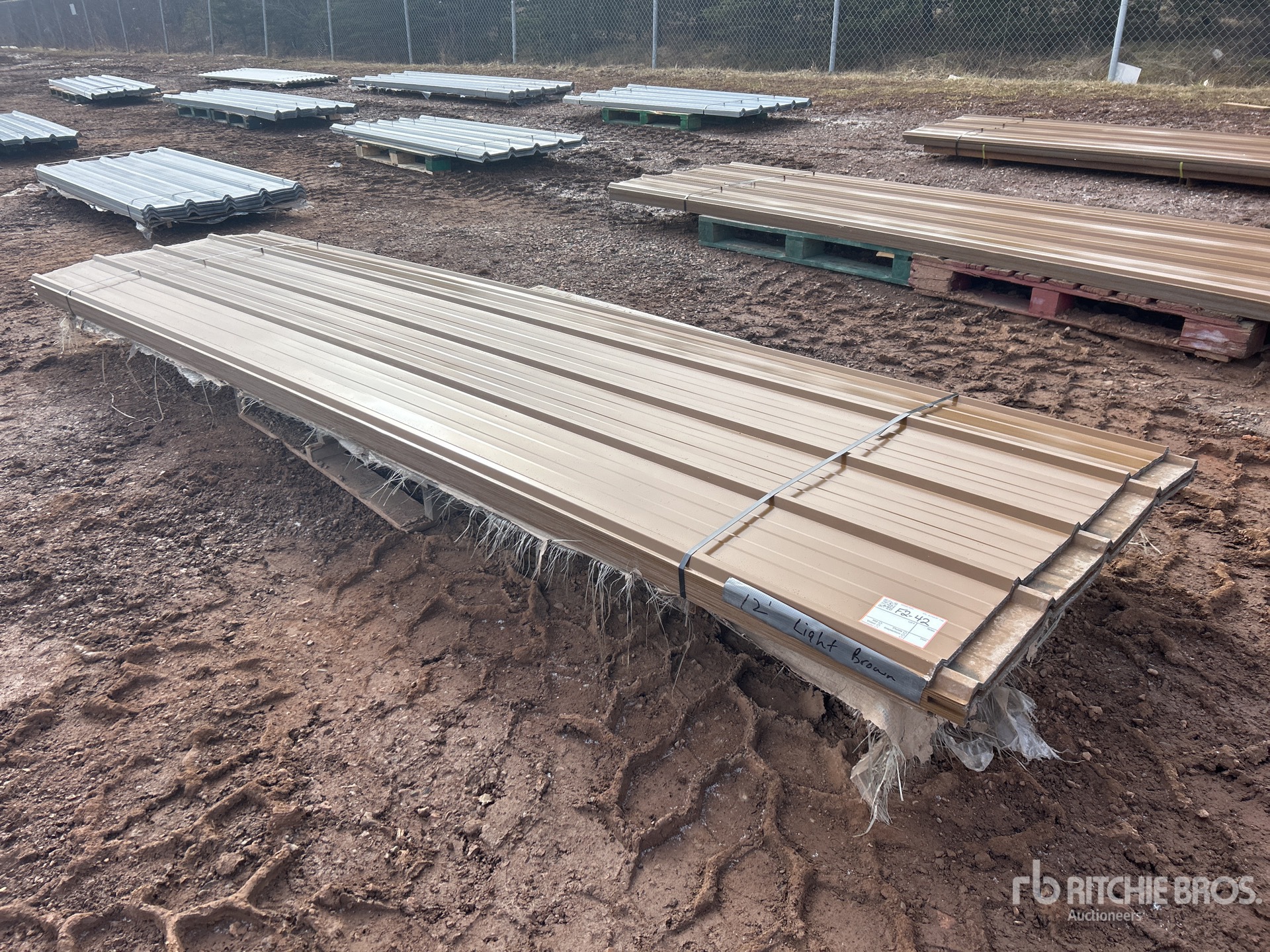 General Appearance with Bild, Ecke vorne links