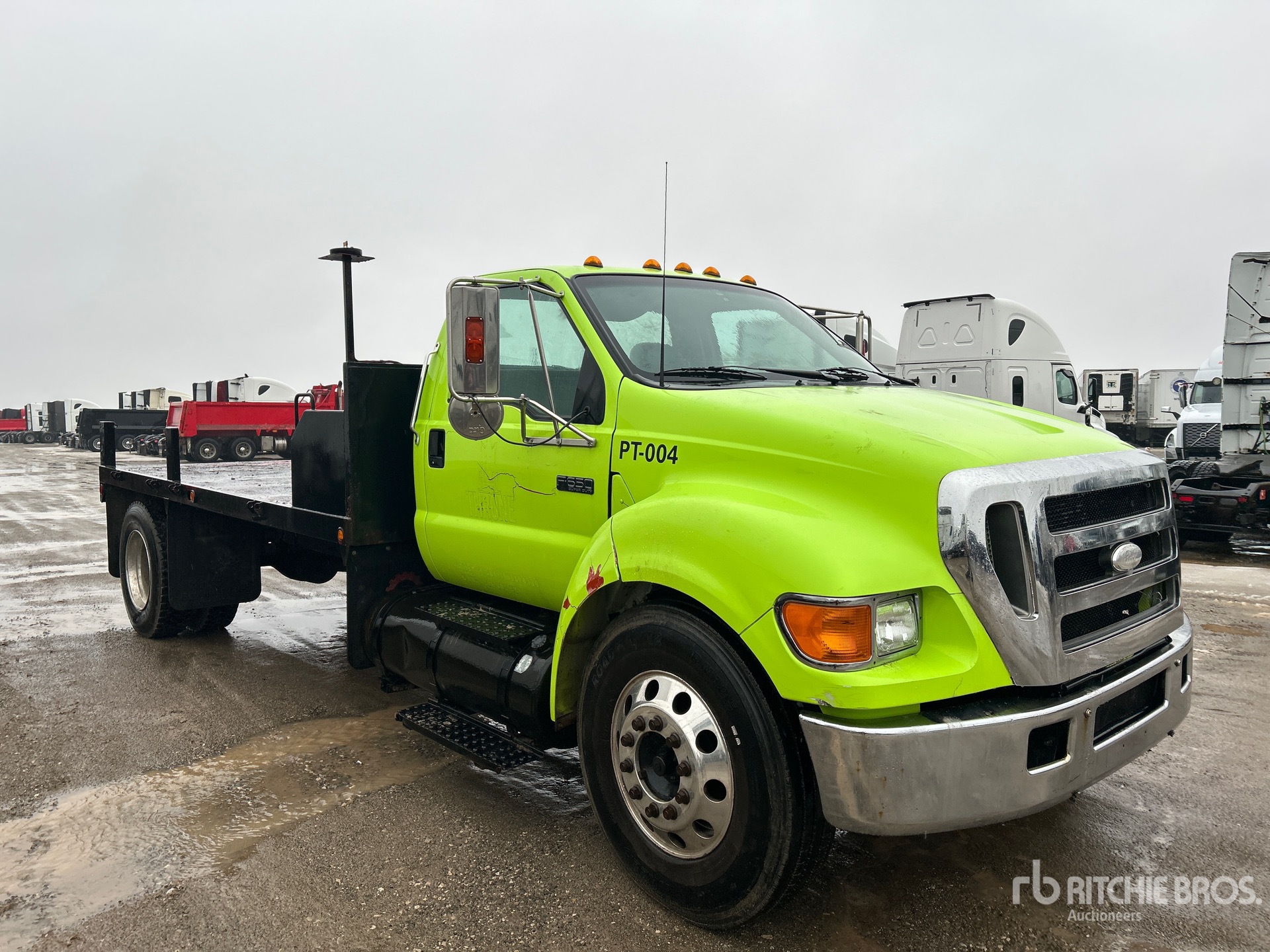 General Appearance with Bild, Ecke vorne rechts