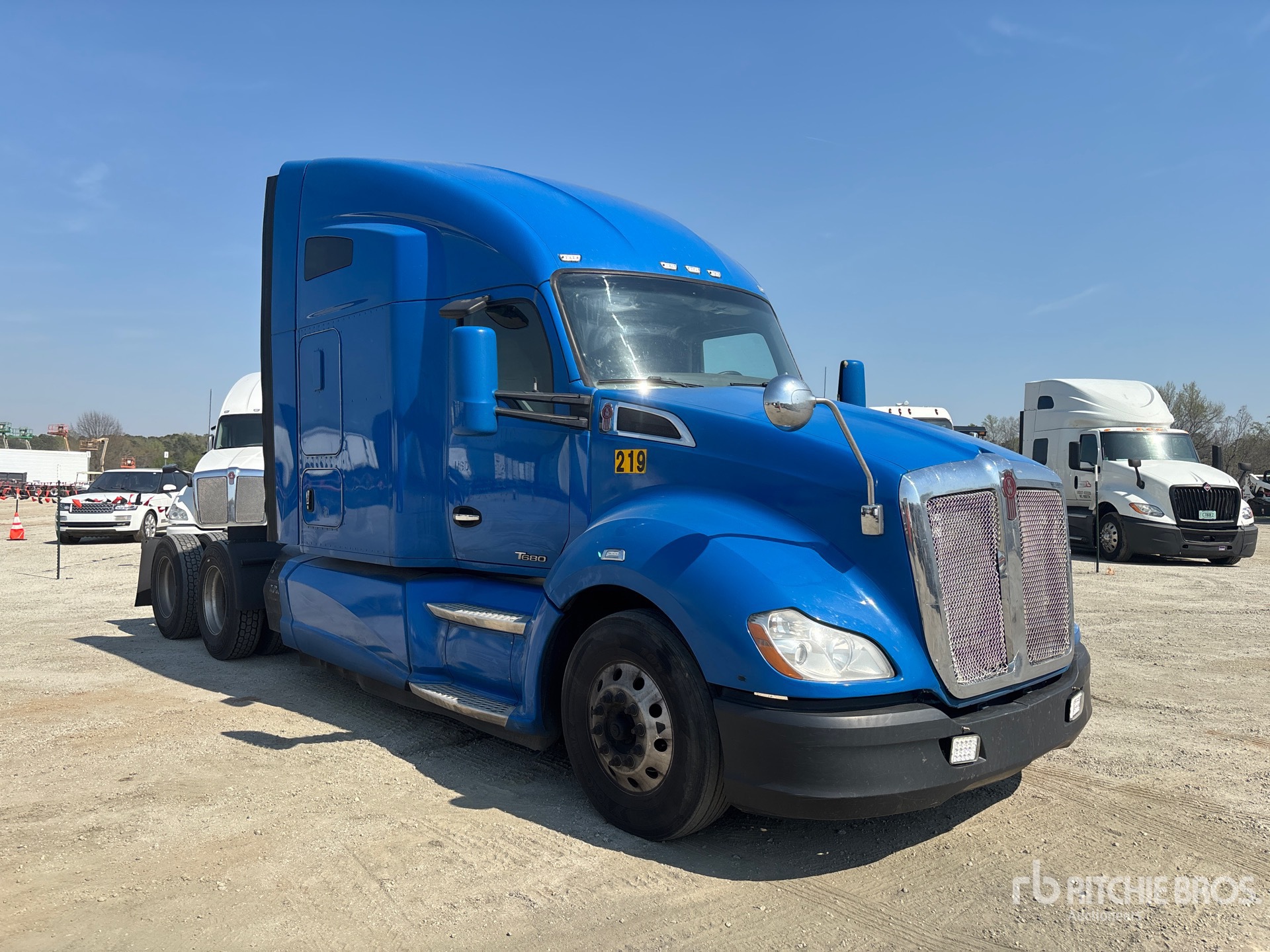 General Appearance with Picture, Right Front Corner