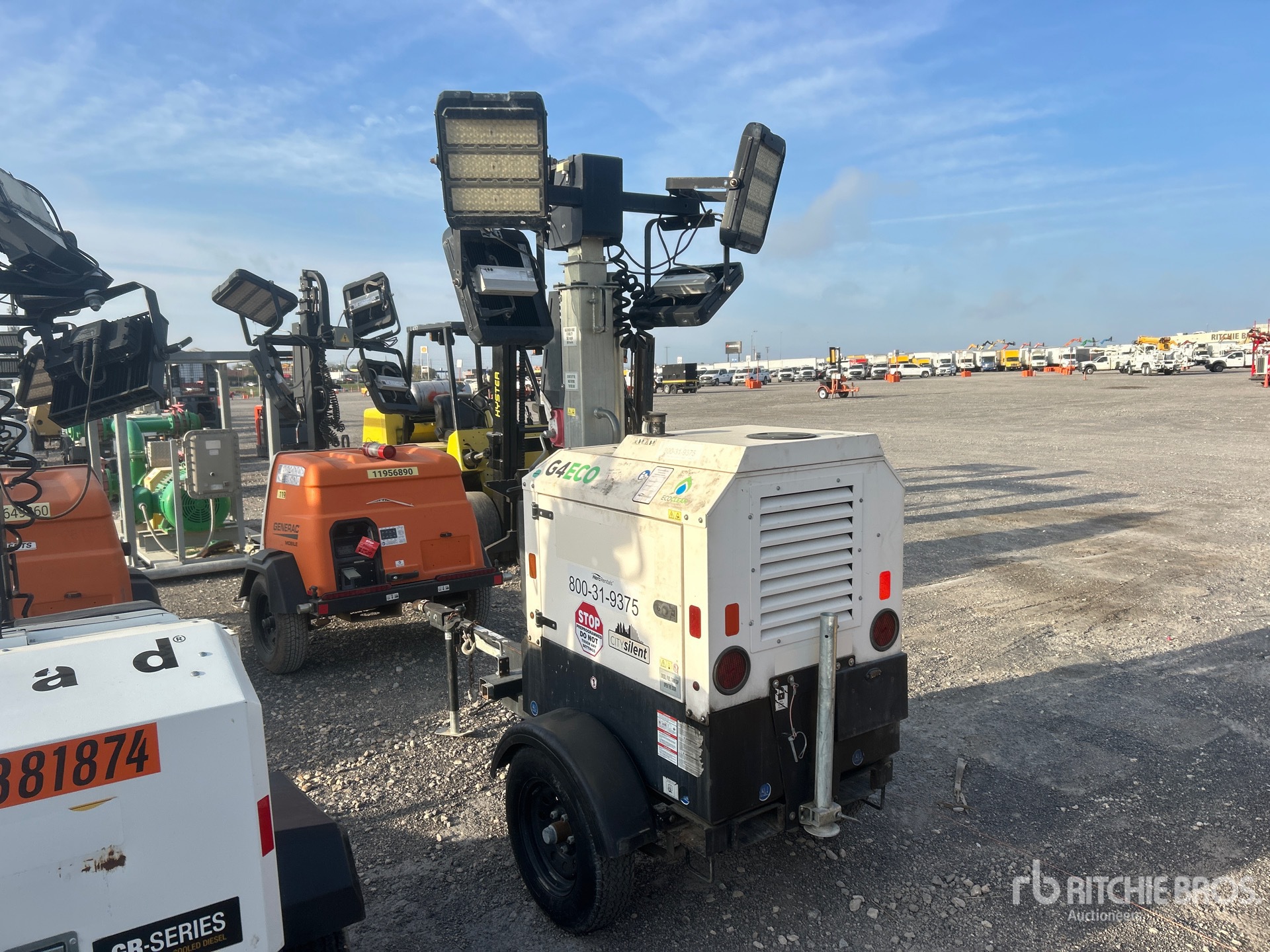 General Appearance with Foto, angolo posteriore sinistro