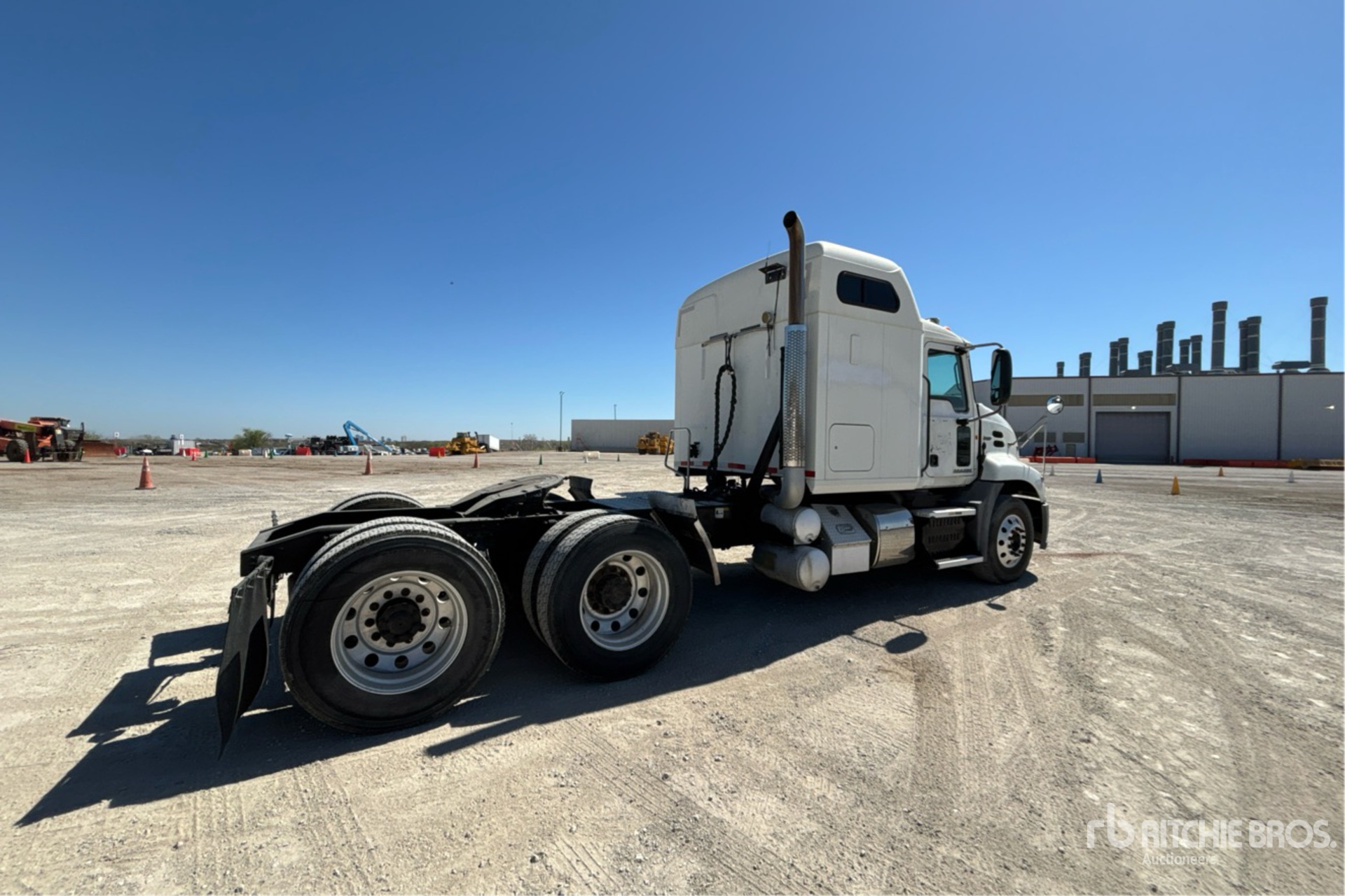 General Appearance with Bild, Ecke hinten rechts