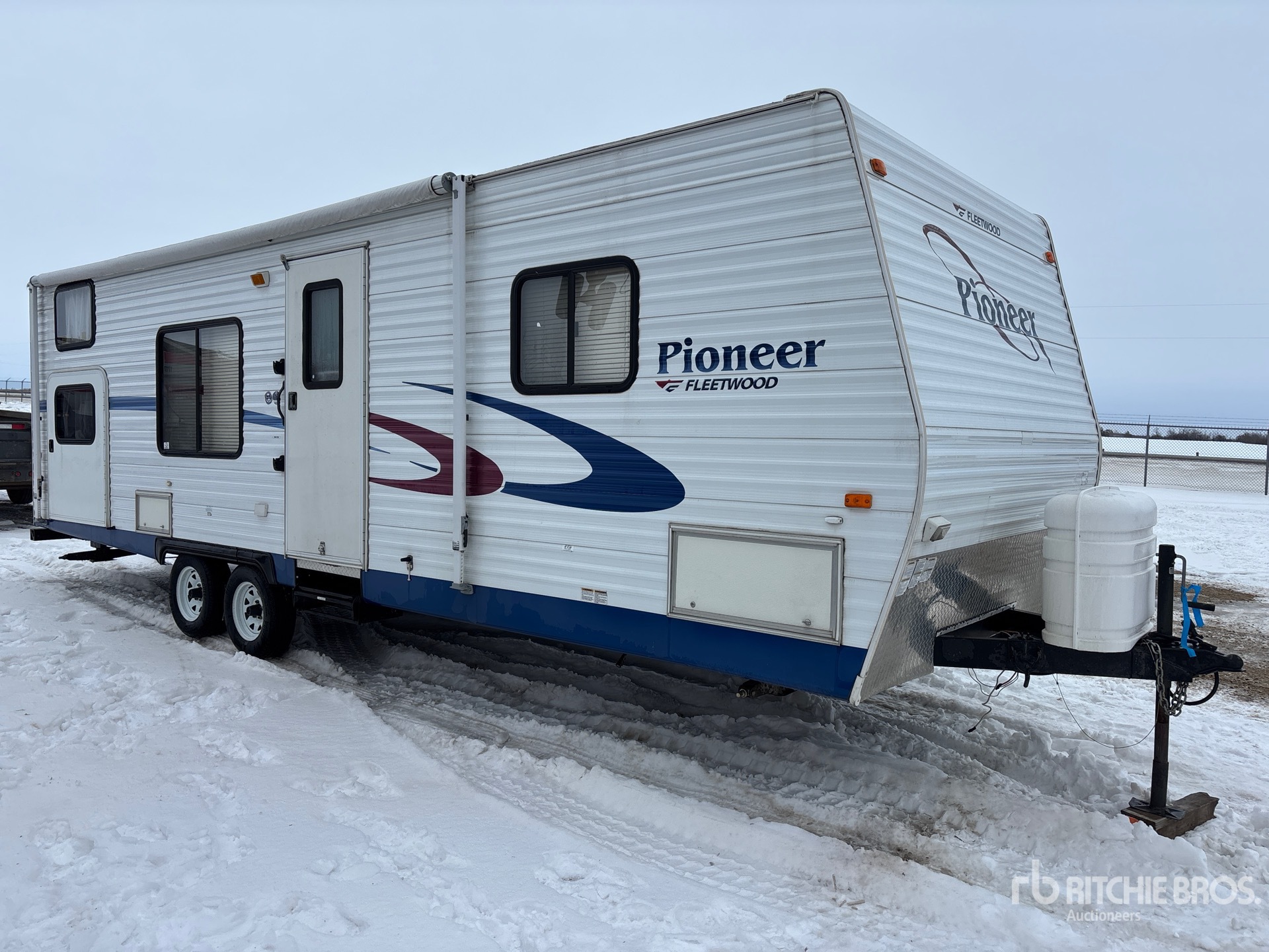 General Appearance with Foto, angolo anteriore destro