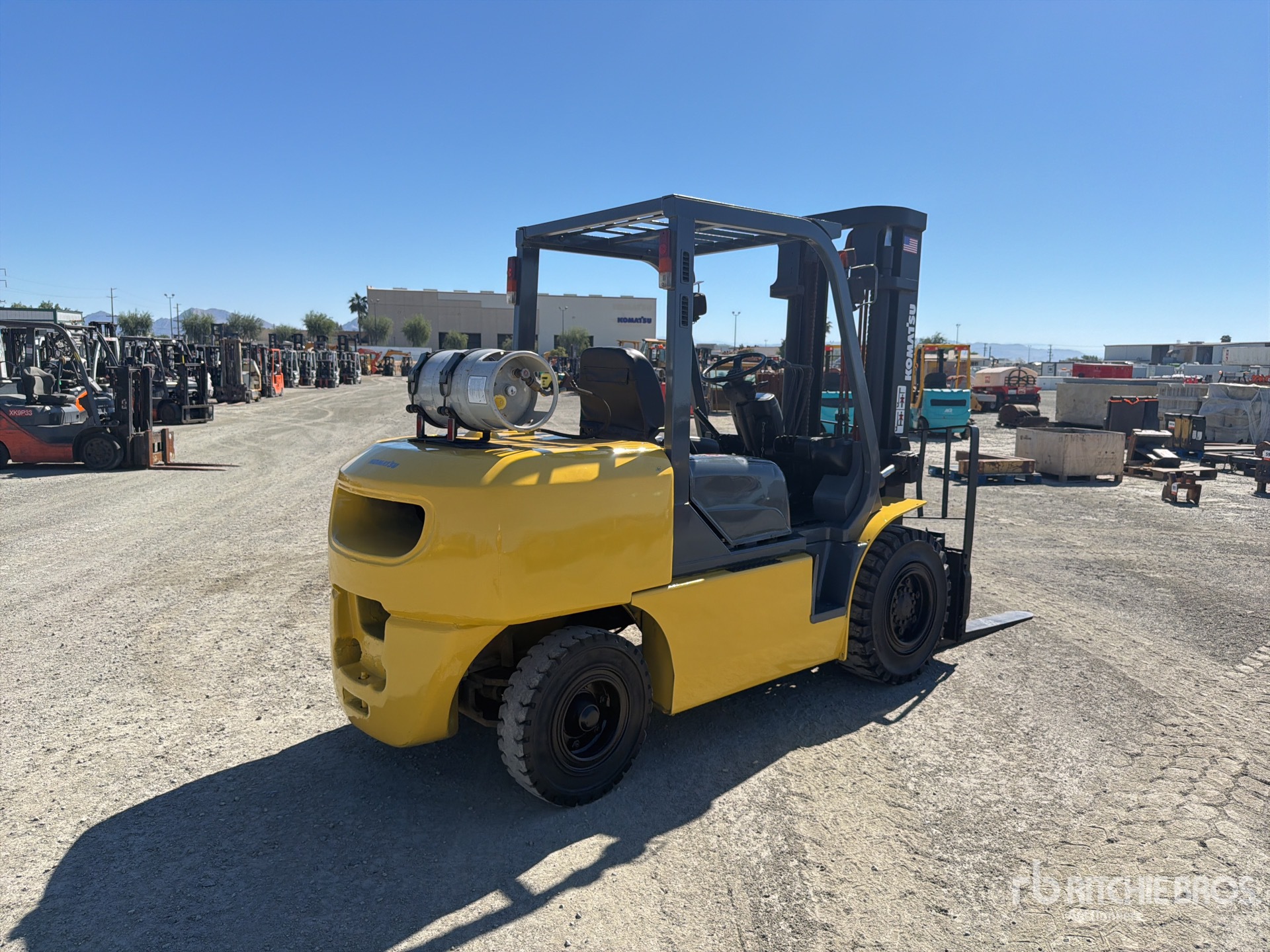 General Appearance with Bild, Ecke hinten rechts