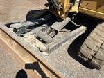 Hydraulics with Blade Lift Cylinder