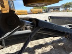 Hydraulics with Blade Lift Cylinder