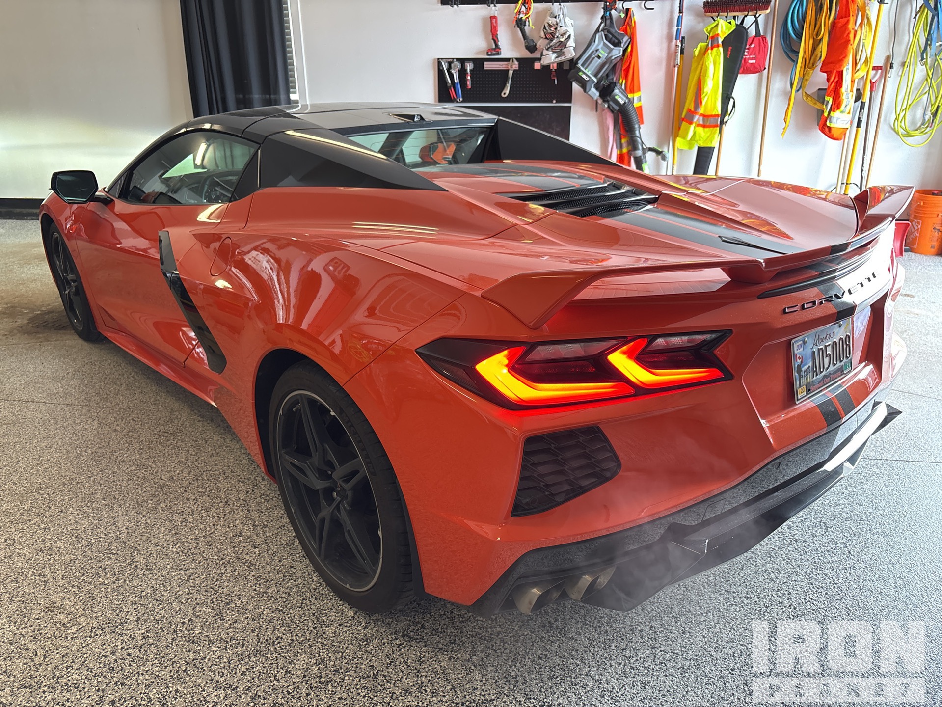 General Appearance with Picture, Left Rear Corner