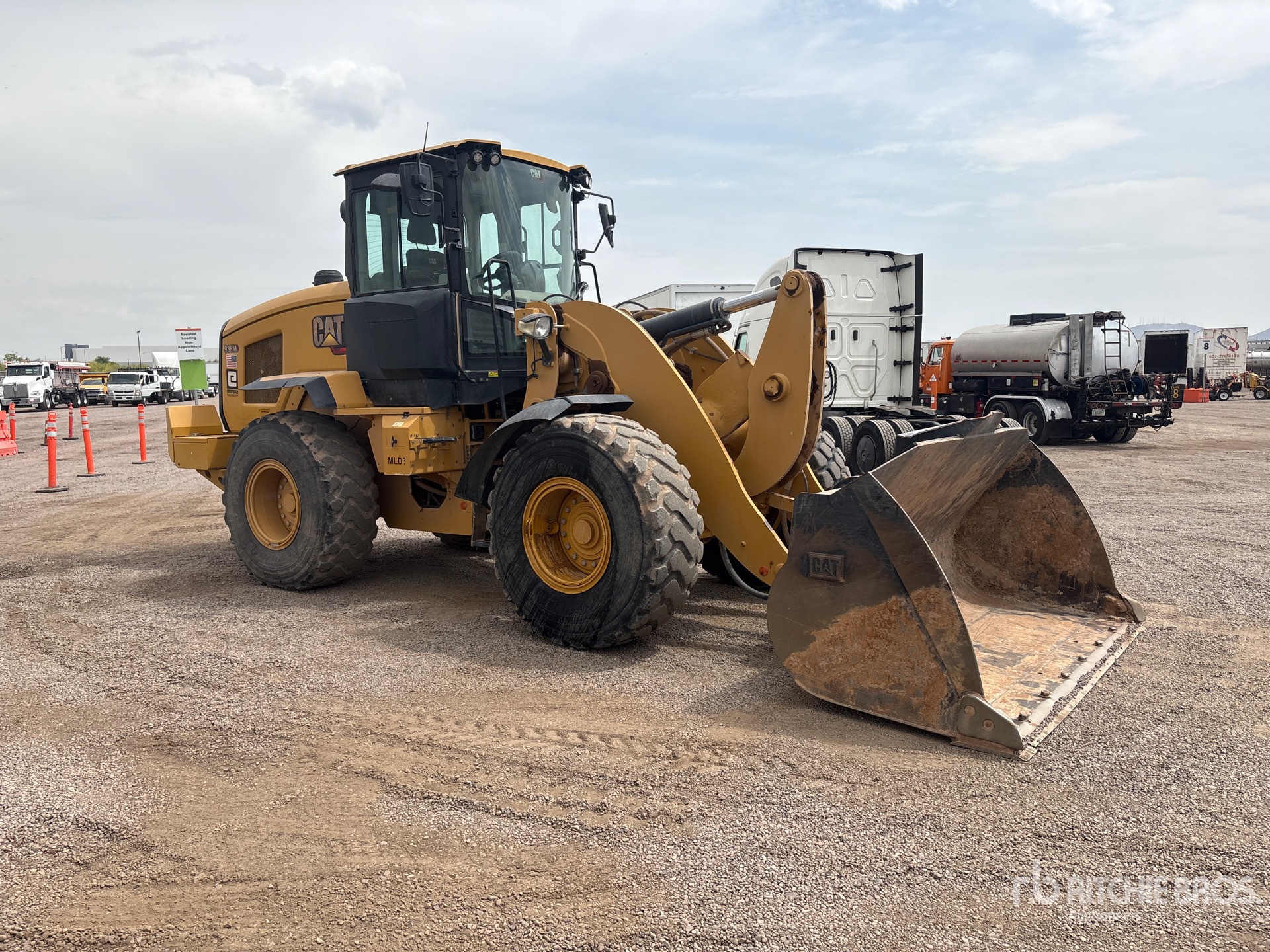 General Appearance with Imagen: esquina delantera derecha