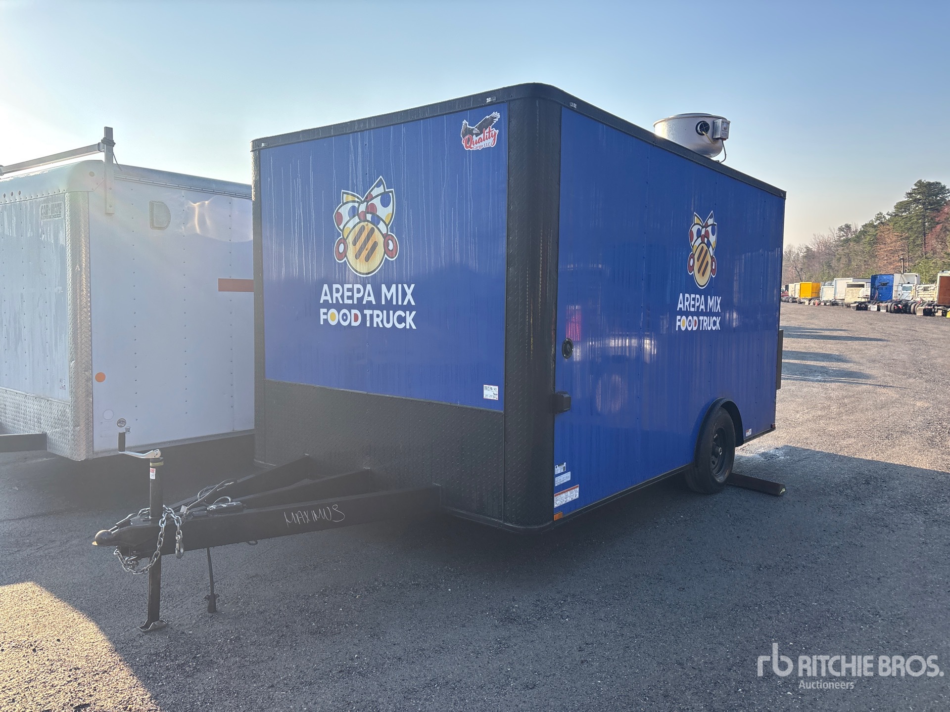 General Appearance with Picture, Left Front Corner