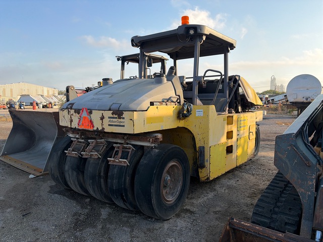 2014 Dynapac CP2700 9 Wheel Pneumatic Roller