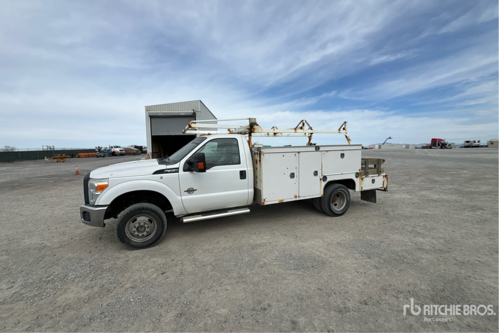 General Appearance with Picture, Left Front Corner