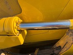 Hydraulics with Blade Lift Cylinders