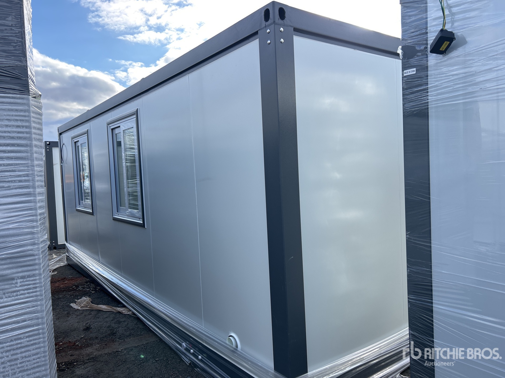 General Appearance with Image, coin arrière droit