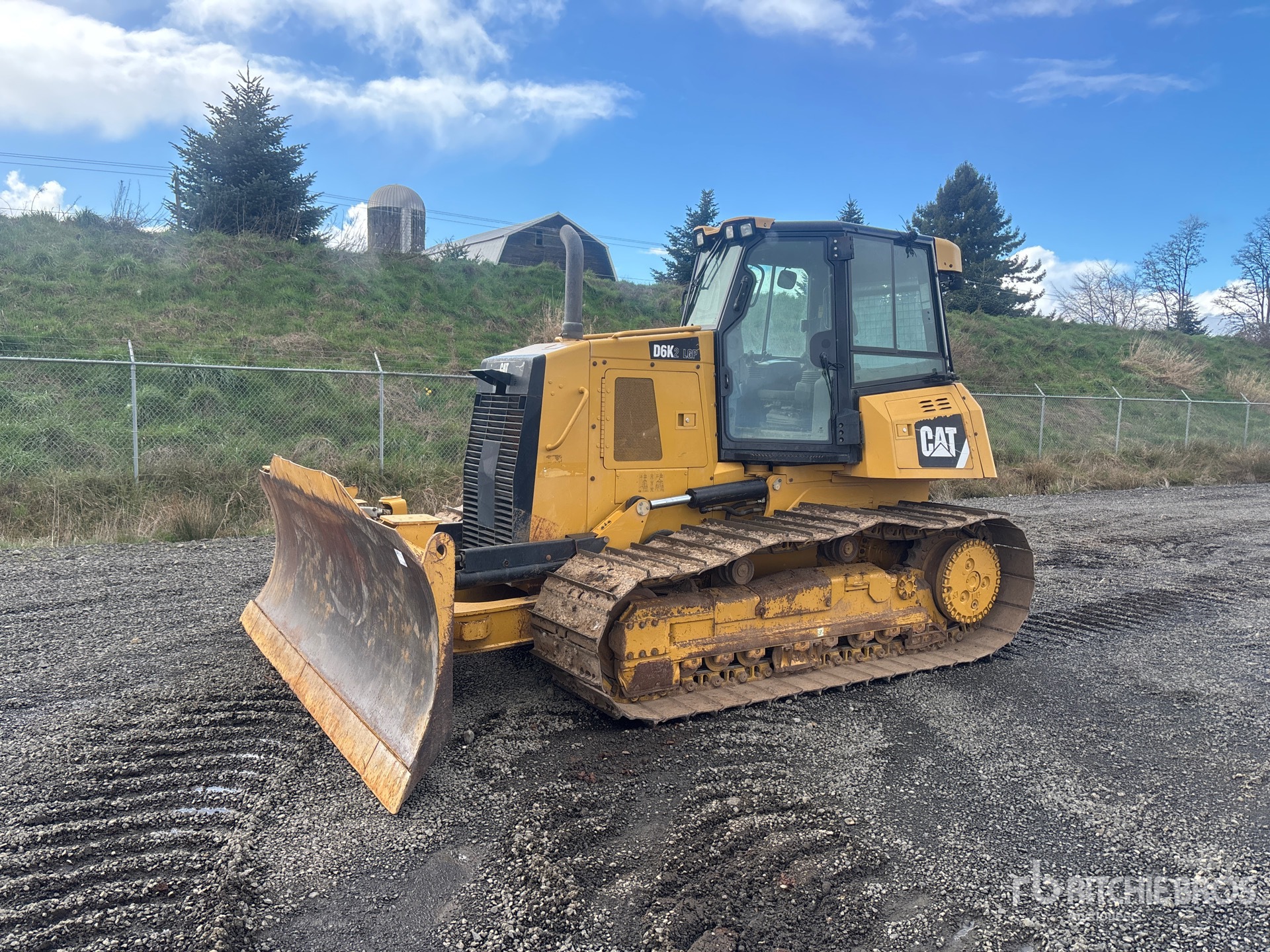 General Appearance with Featured Photo