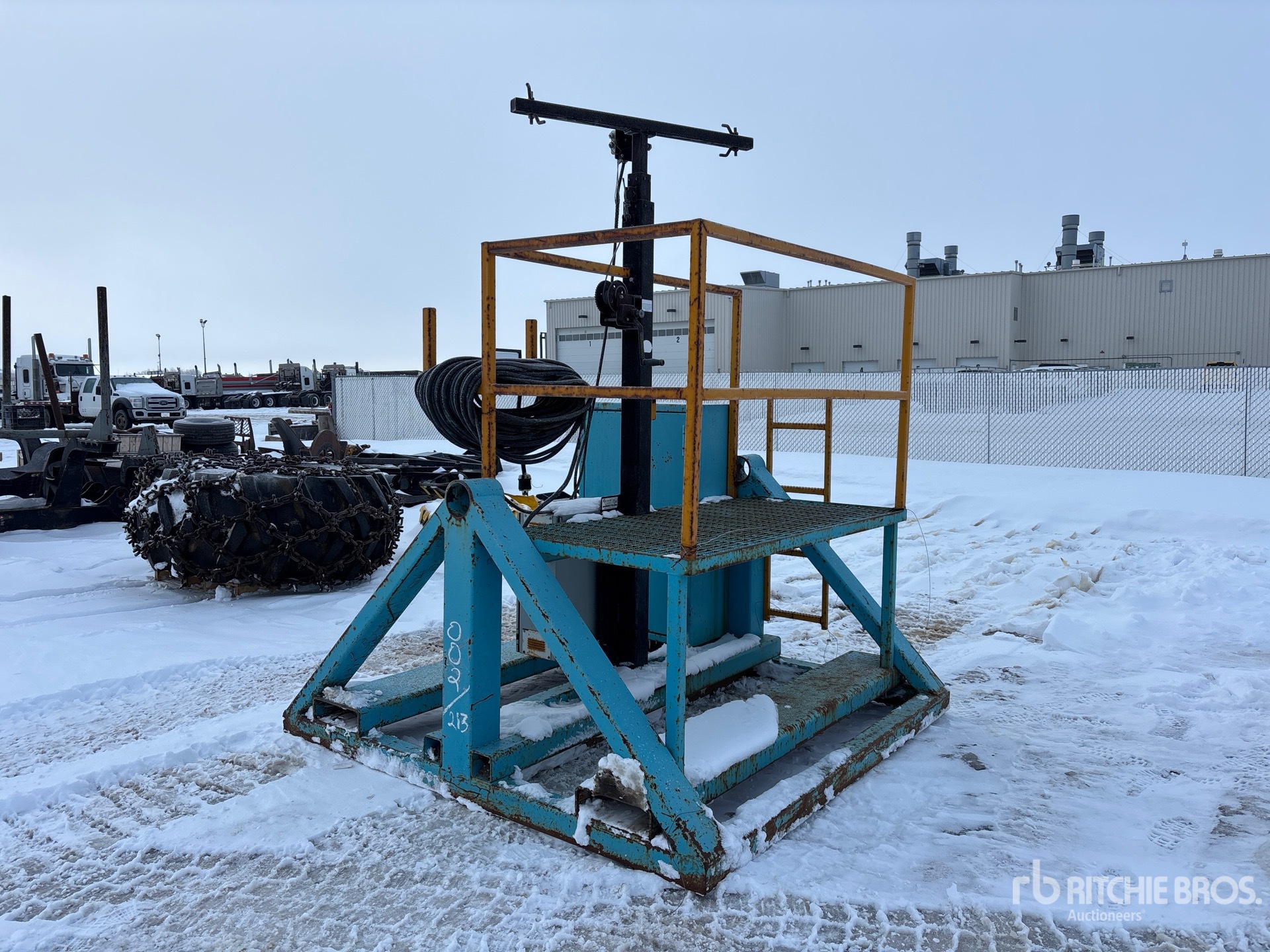 General Appearance with Picture, Left Front Corner